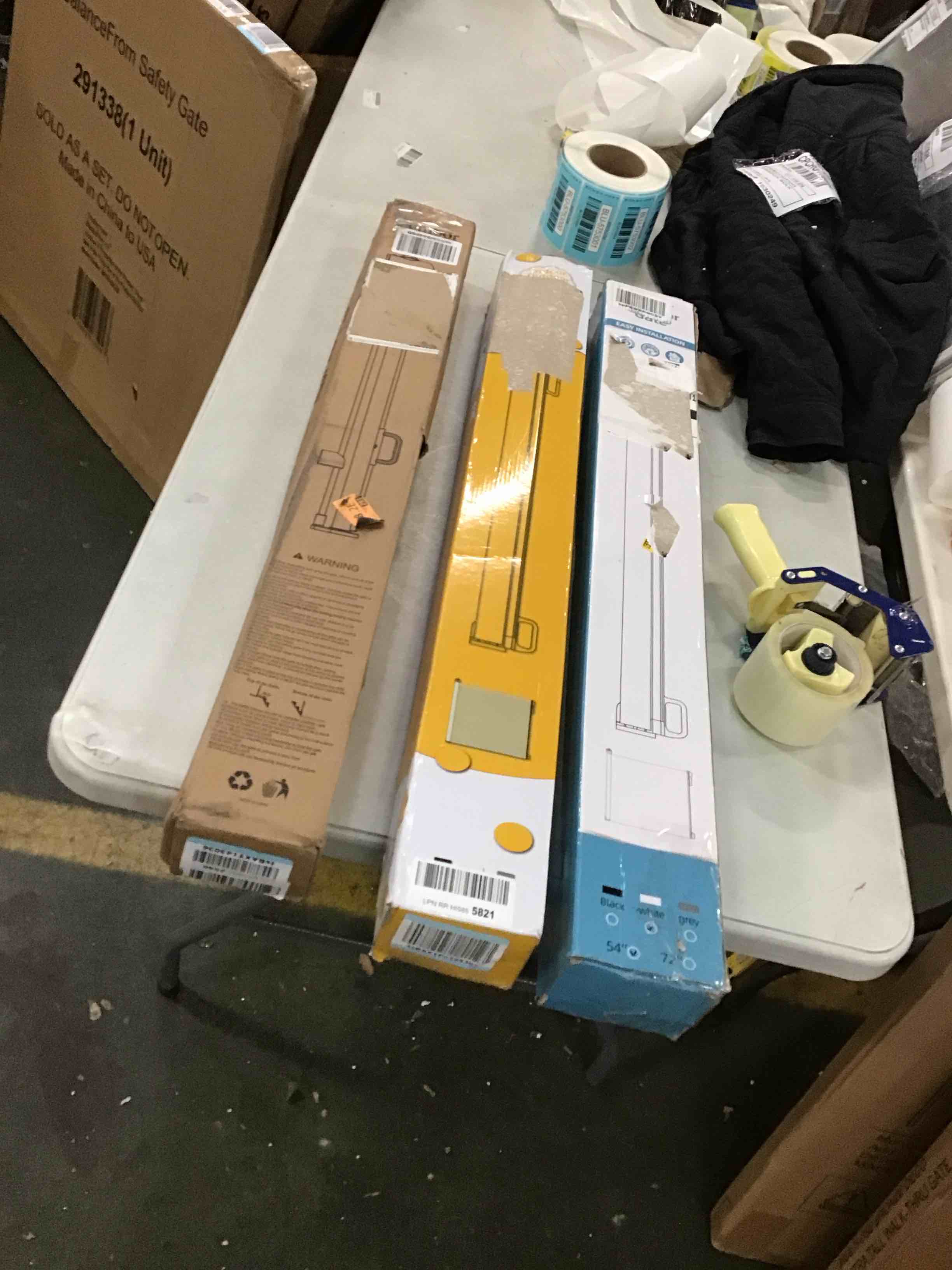 Assorted Retractable Baby/Safety Gates 