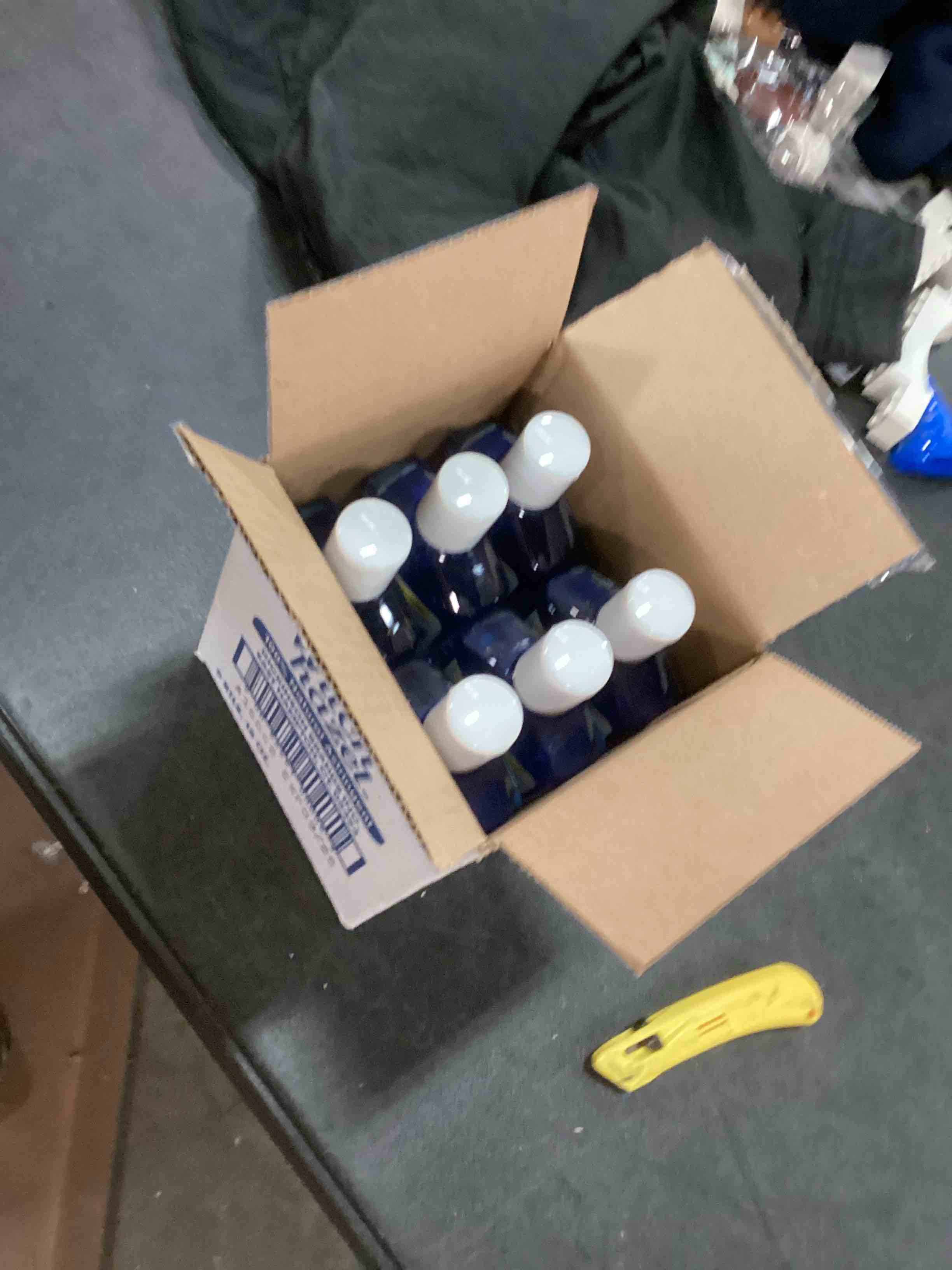https://s3.amazonaws.com/lotting-images-prod/bidfta/BLU5753261_1706279948270.jpeg