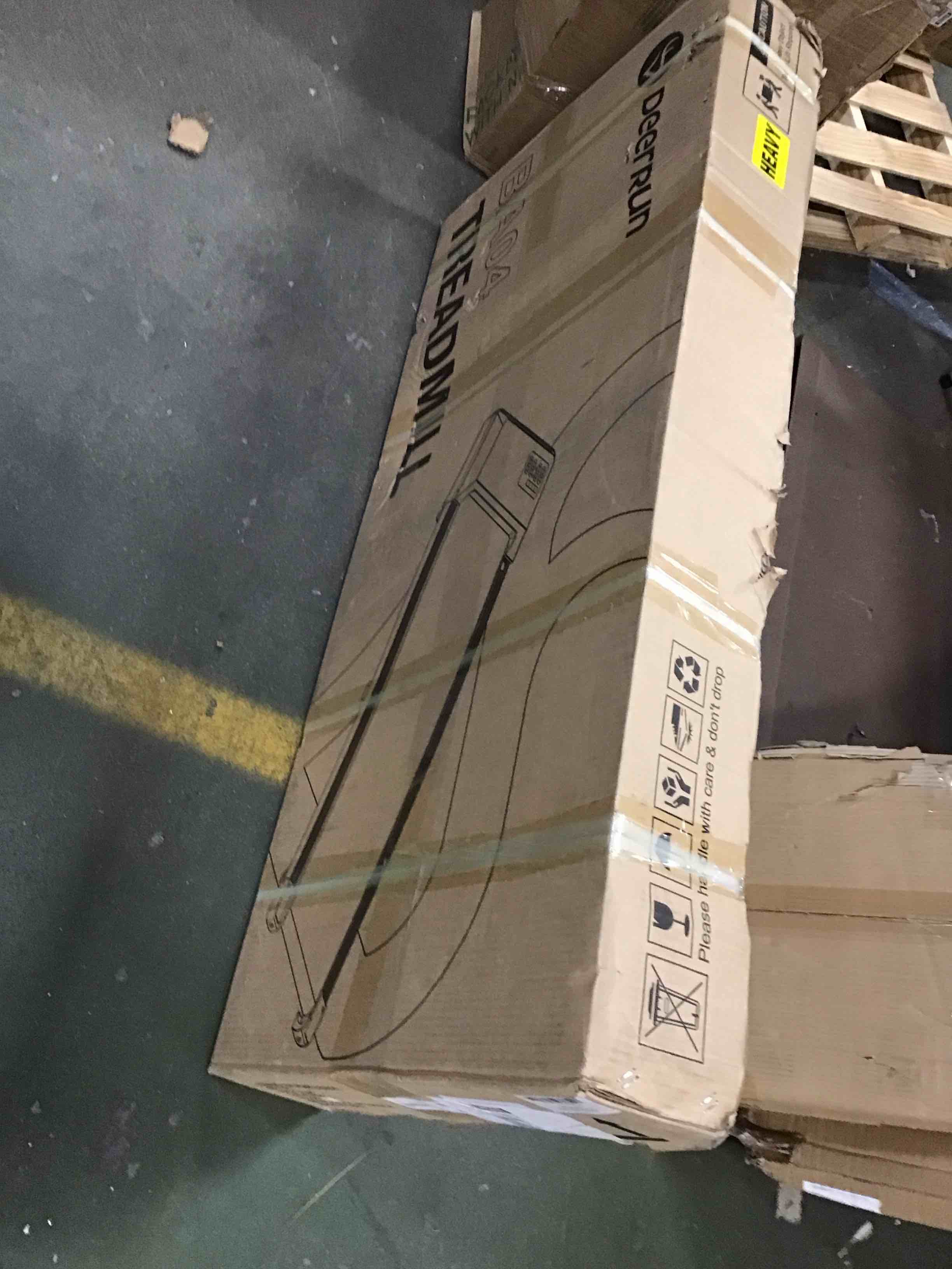 https://s3.amazonaws.com/lotting-images-prod/bidfta/BLU5753738_1706533685819.jpeg