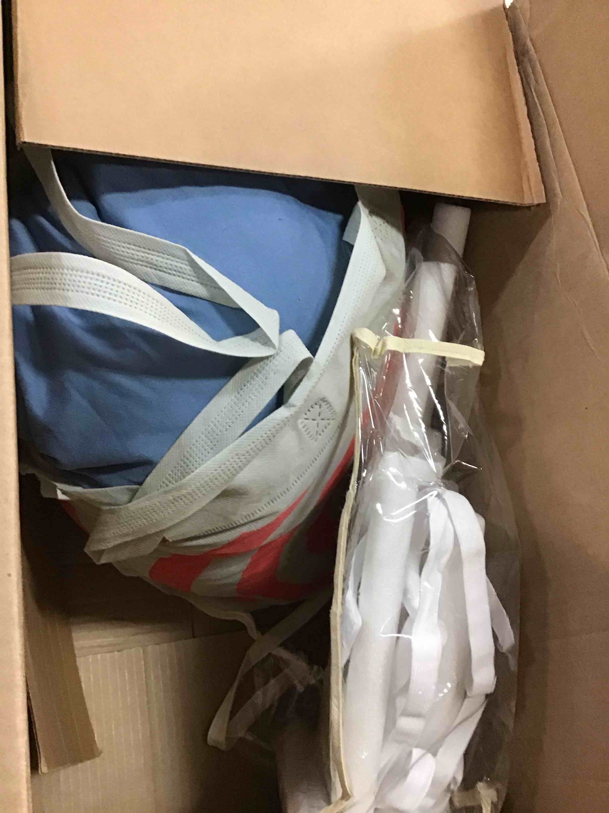 https://s3.amazonaws.com/lotting-images-prod/bidfta/BLU5753853_1706548200199.jpeg