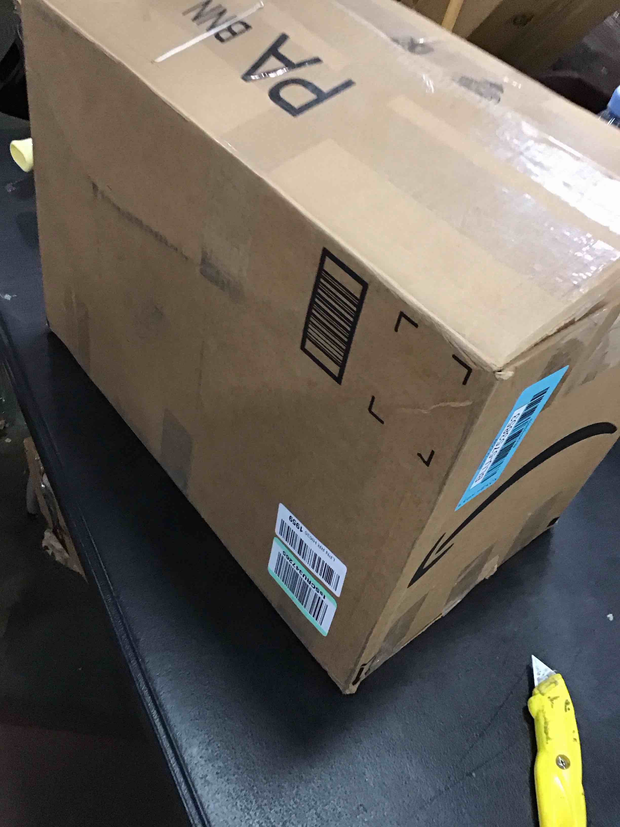 https://s3.amazonaws.com/lotting-images-prod/bidfta/BLU5753853_1706548203155.jpeg