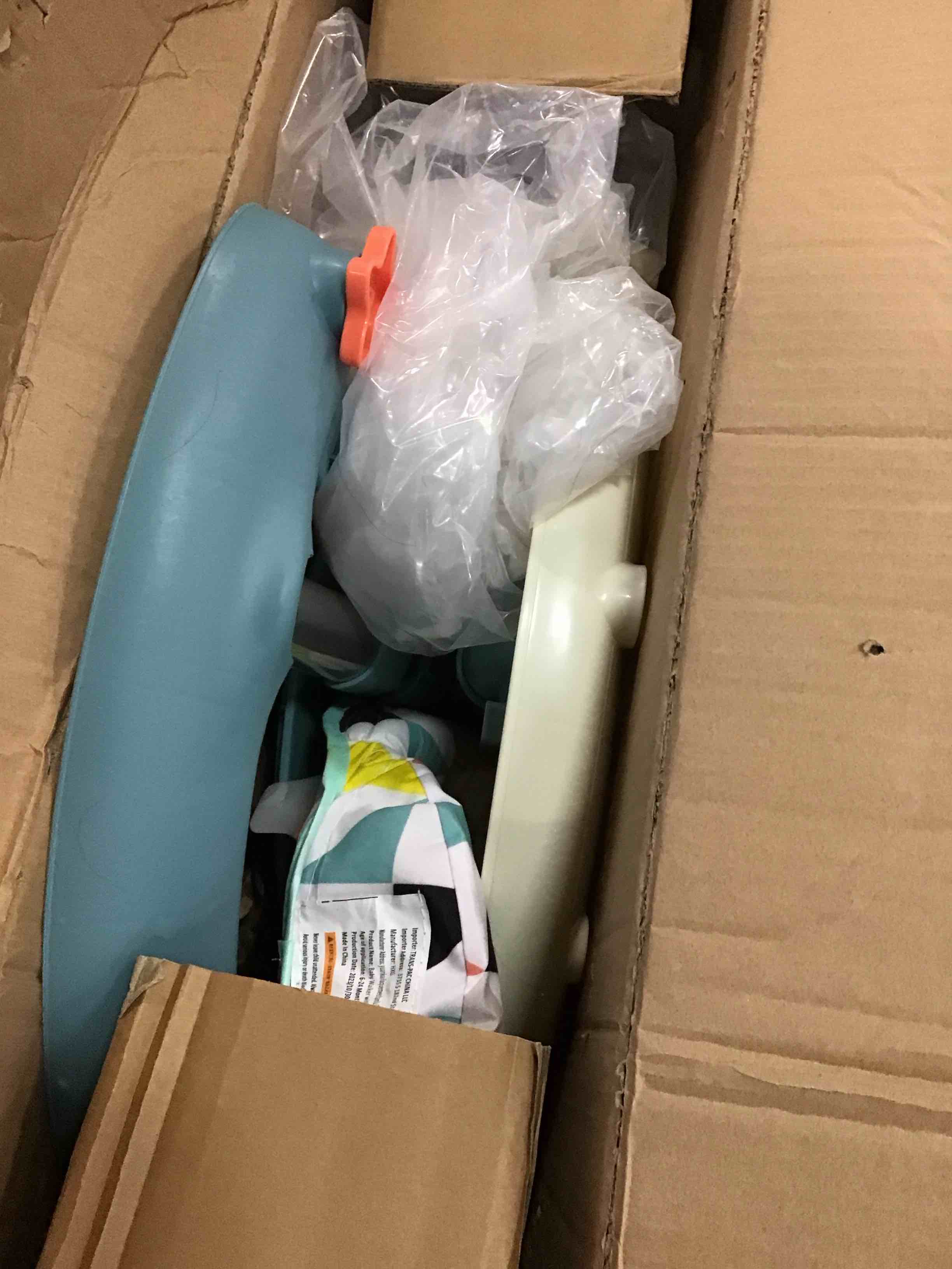 https://s3.amazonaws.com/lotting-images-prod/bidfta/BLU5753922_1706560688987.jpeg