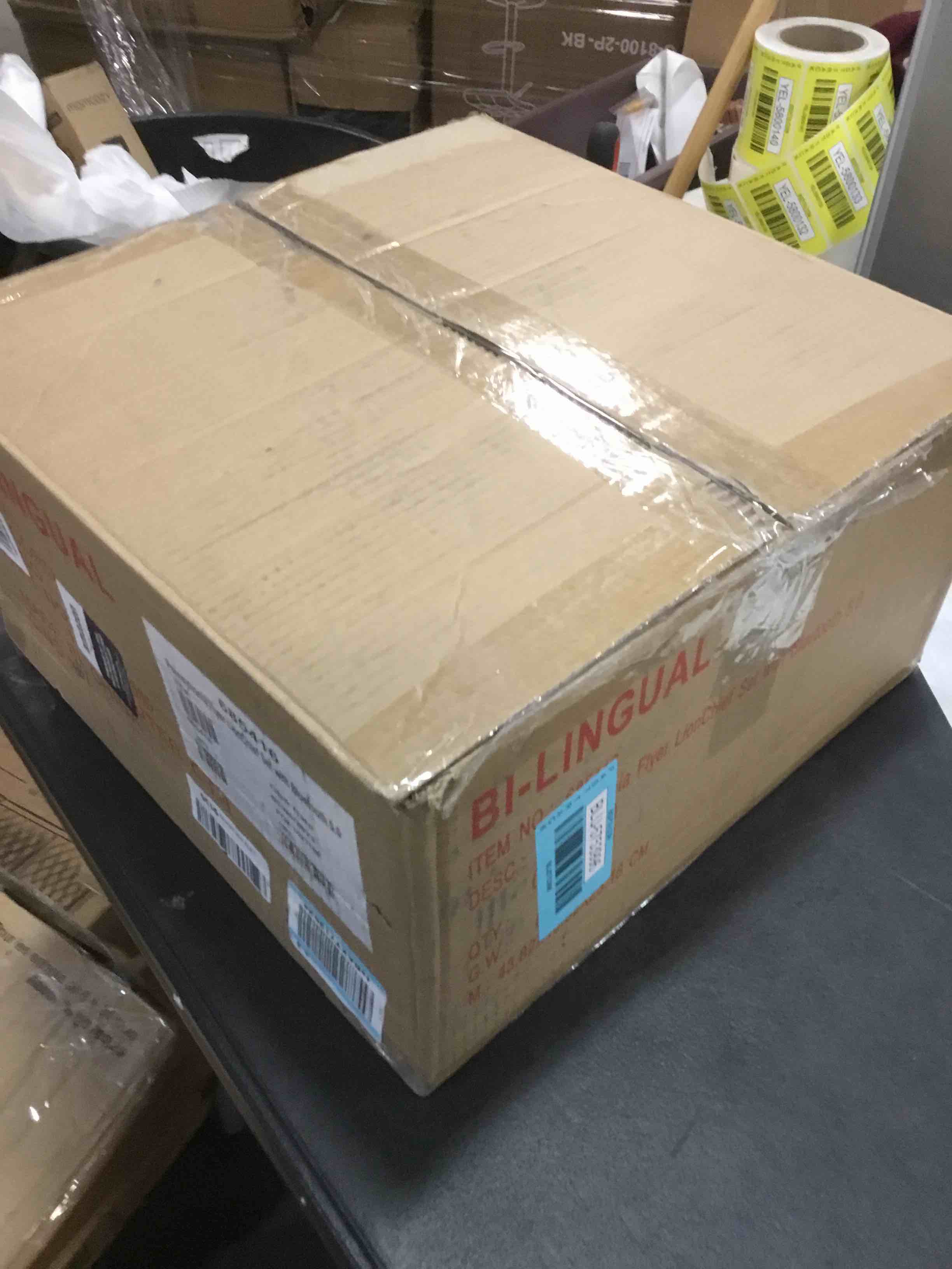https://s3.amazonaws.com/lotting-images-prod/bidfta/BLU5753996_1706619395740.jpeg