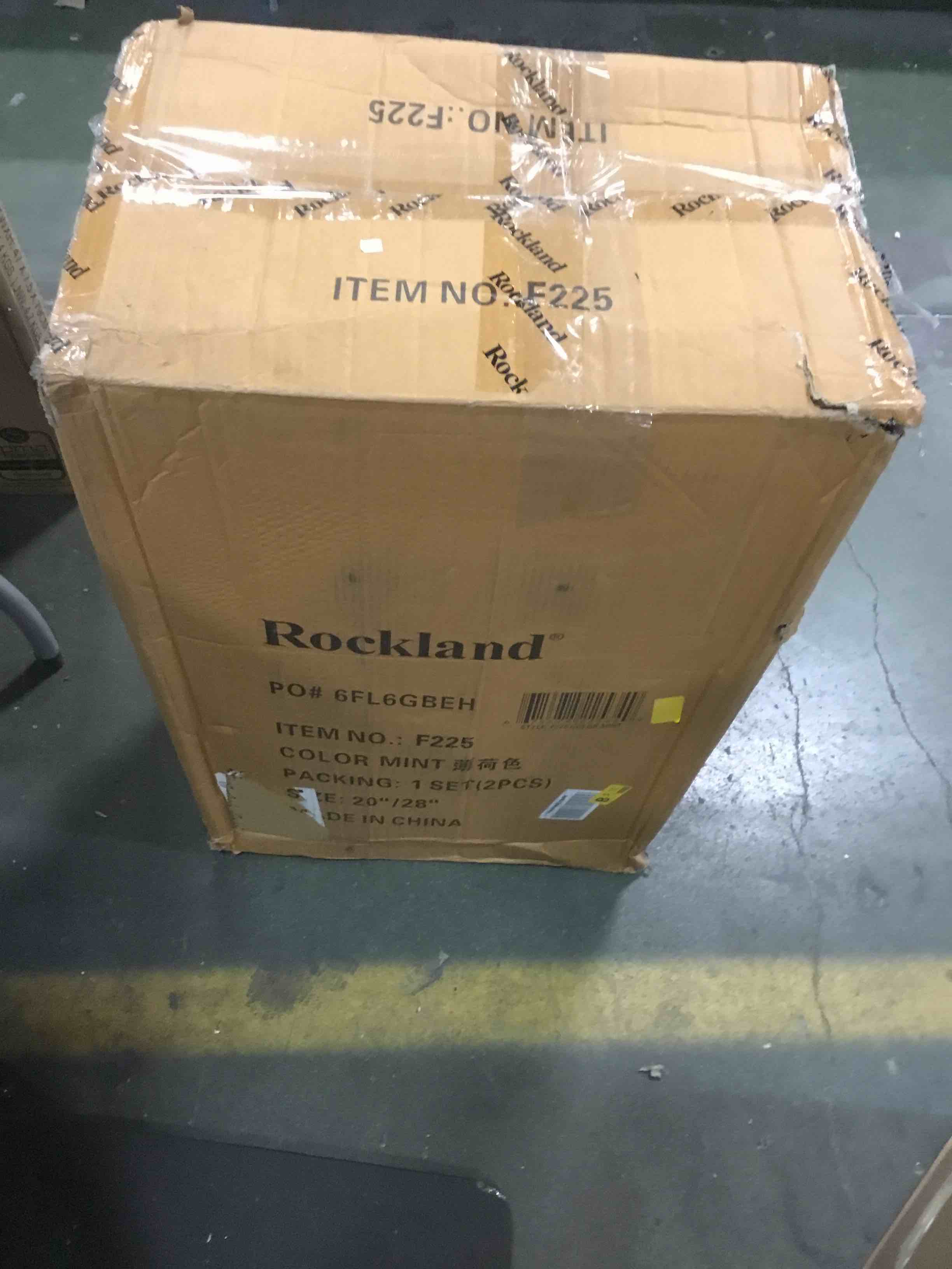 https://s3.amazonaws.com/lotting-images-prod/bidfta/BLU5754071_1706625320861.jpeg