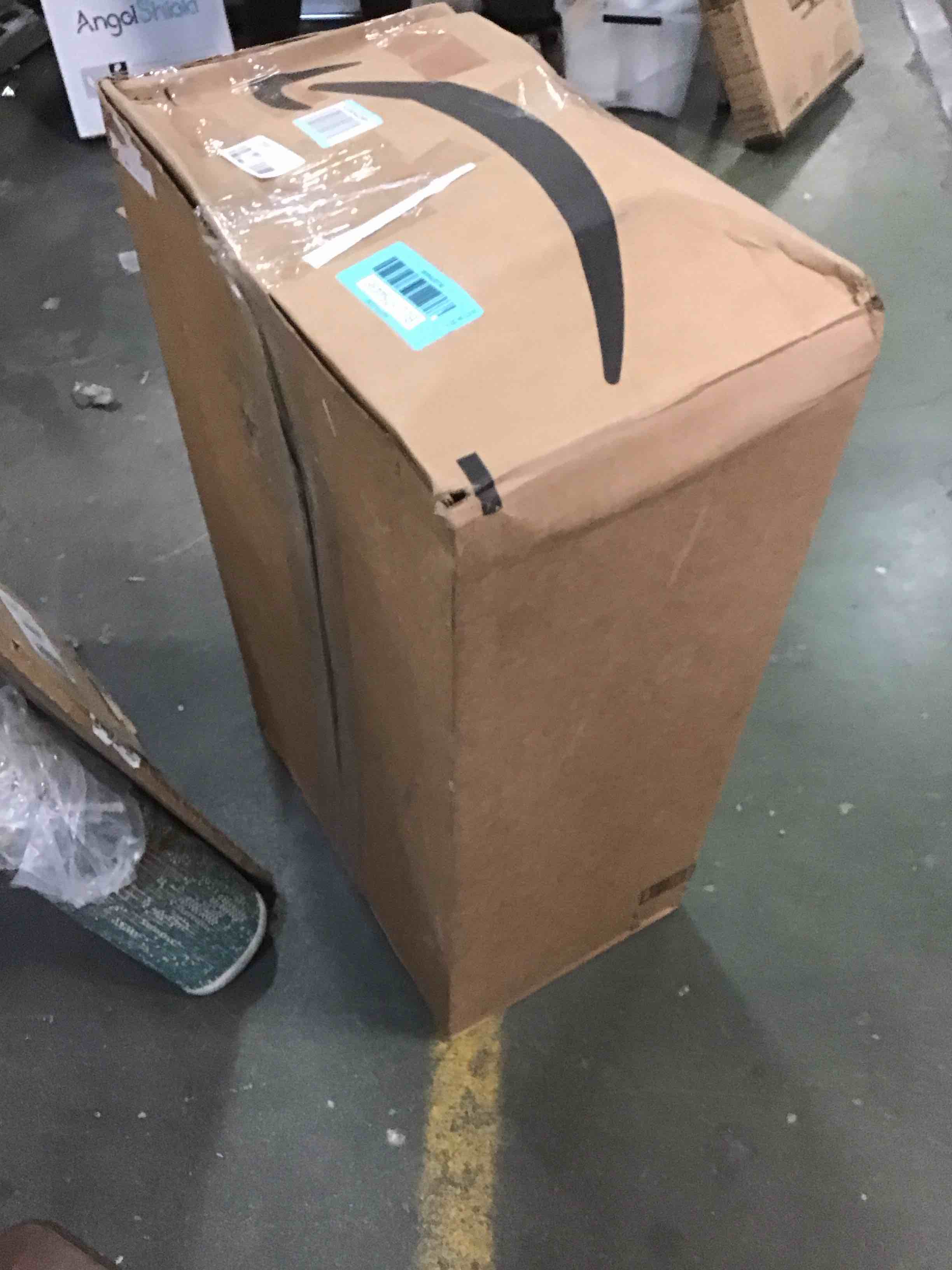 https://s3.amazonaws.com/lotting-images-prod/bidfta/BLU5754436_1706715841477.jpeg