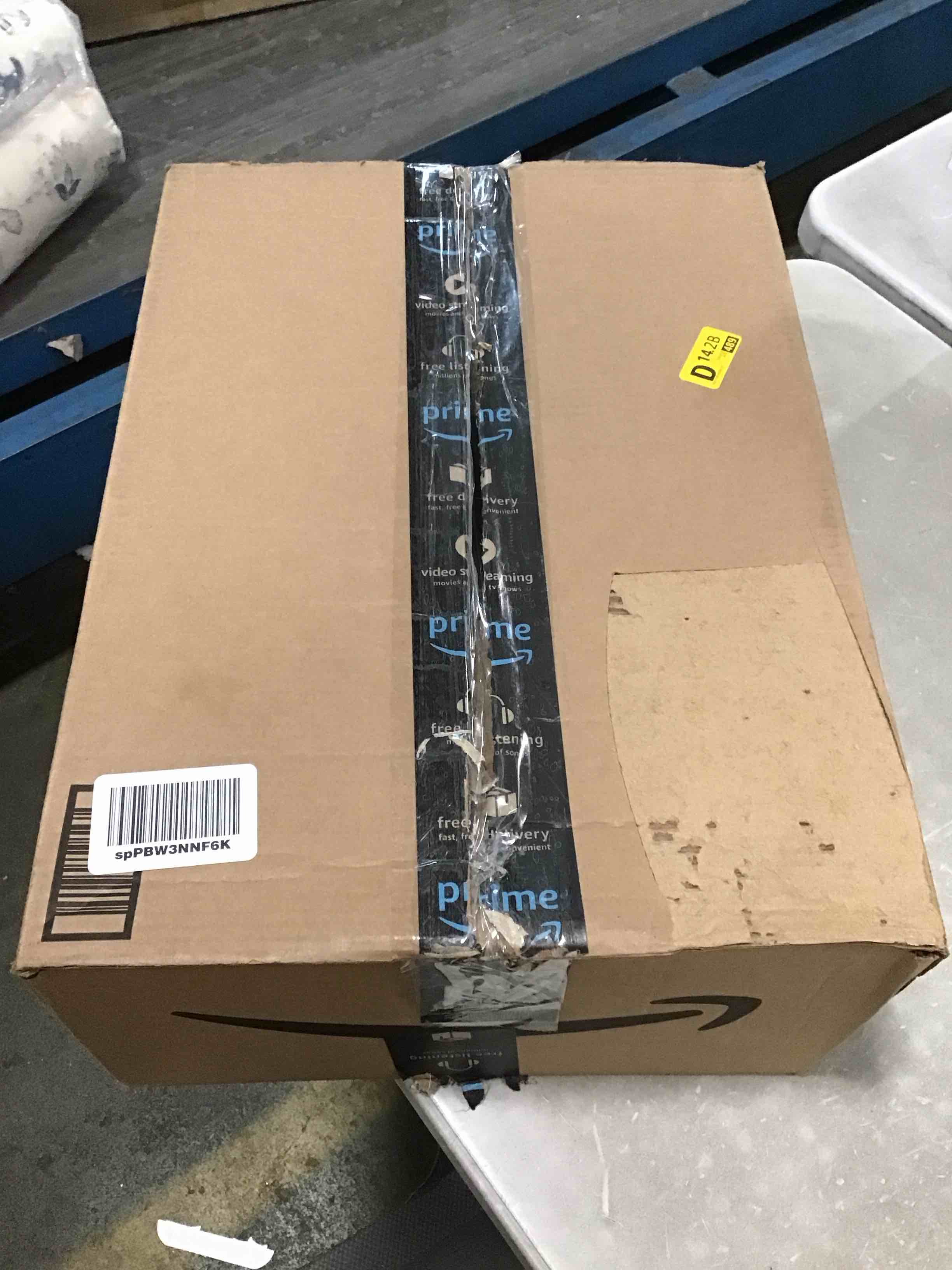 https://s3.amazonaws.com/lotting-images-prod/bidfta/BLU5754697_1706217222988.jpeg