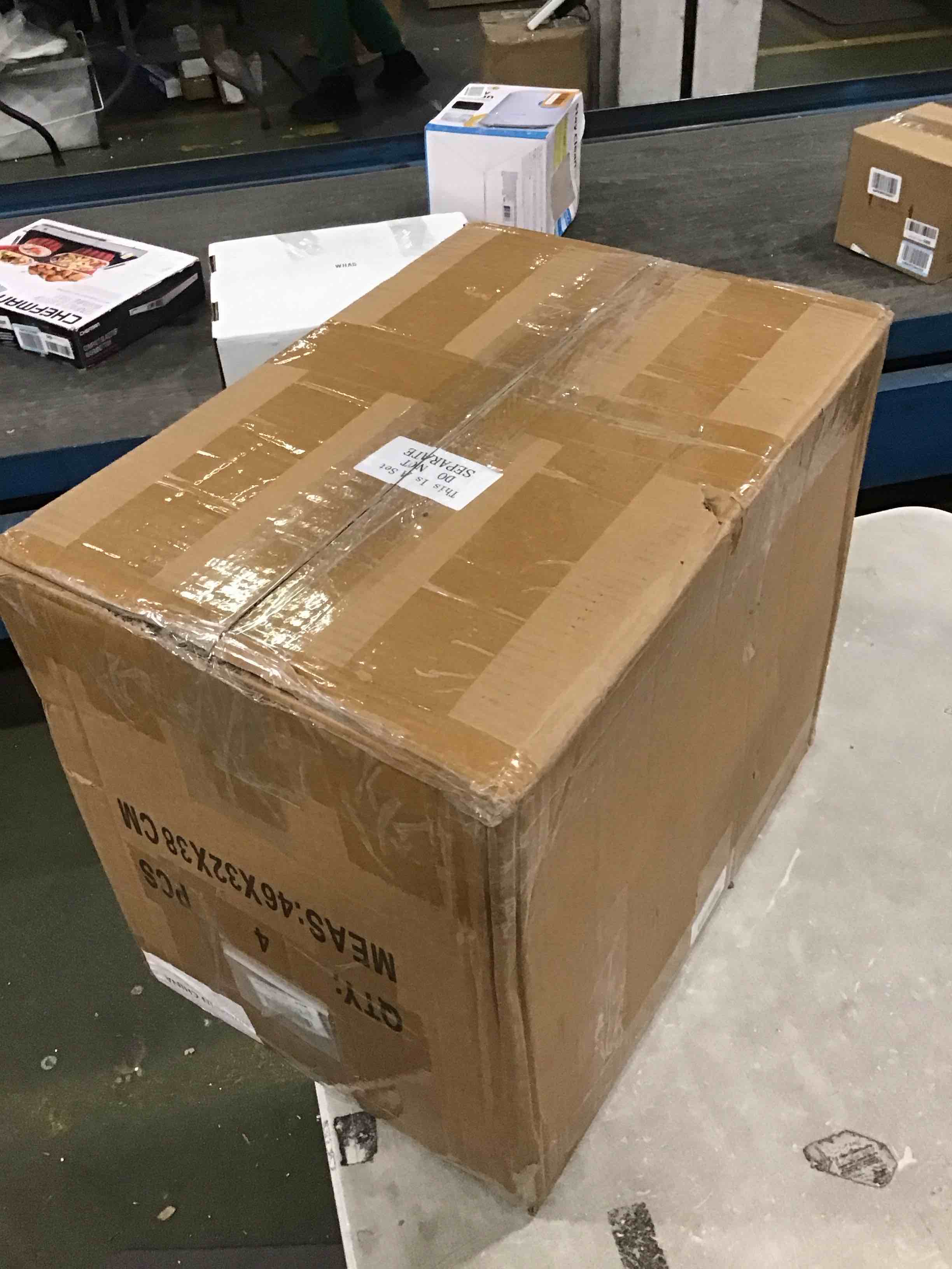 https://s3.amazonaws.com/lotting-images-prod/bidfta/BLU5755108_1706557462712.jpeg