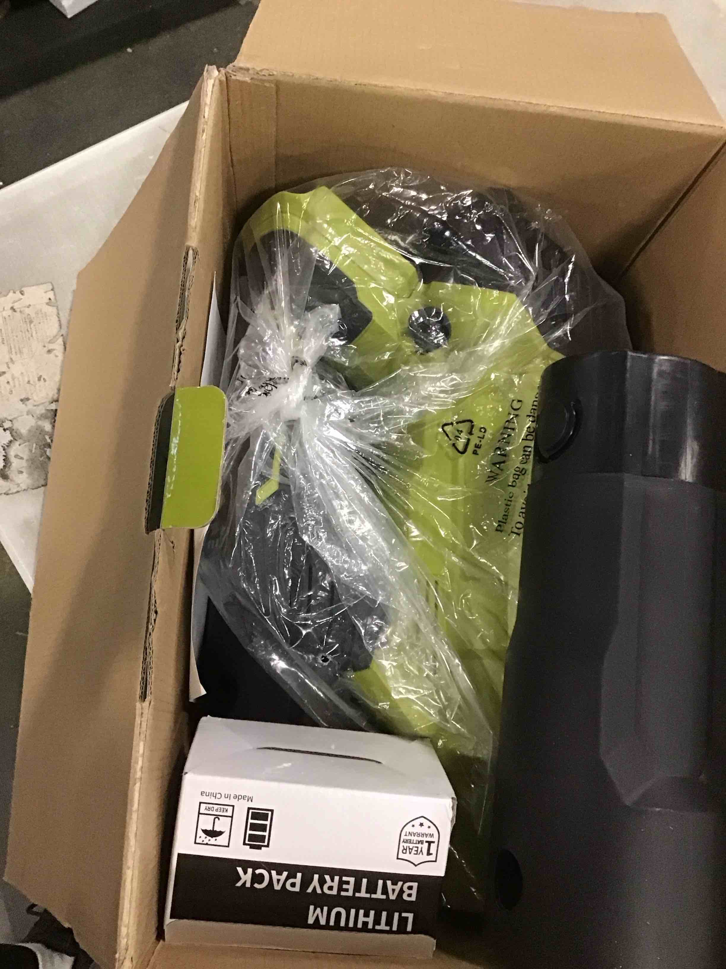 https://s3.amazonaws.com/lotting-images-prod/bidfta/BLU5755118_1706559923652.jpeg