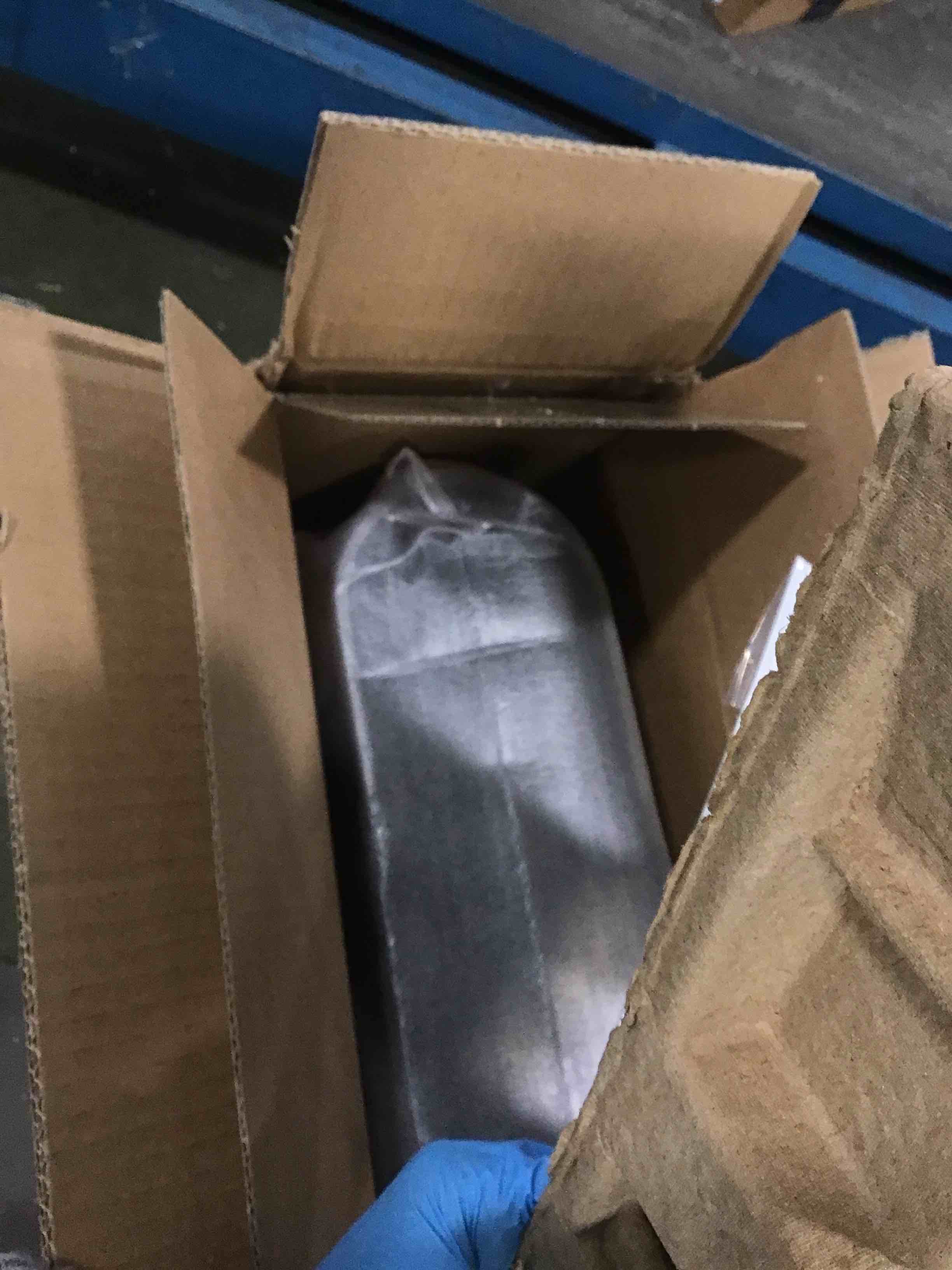 https://s3.amazonaws.com/lotting-images-prod/bidfta/BLU5755120_1706560137159.jpeg