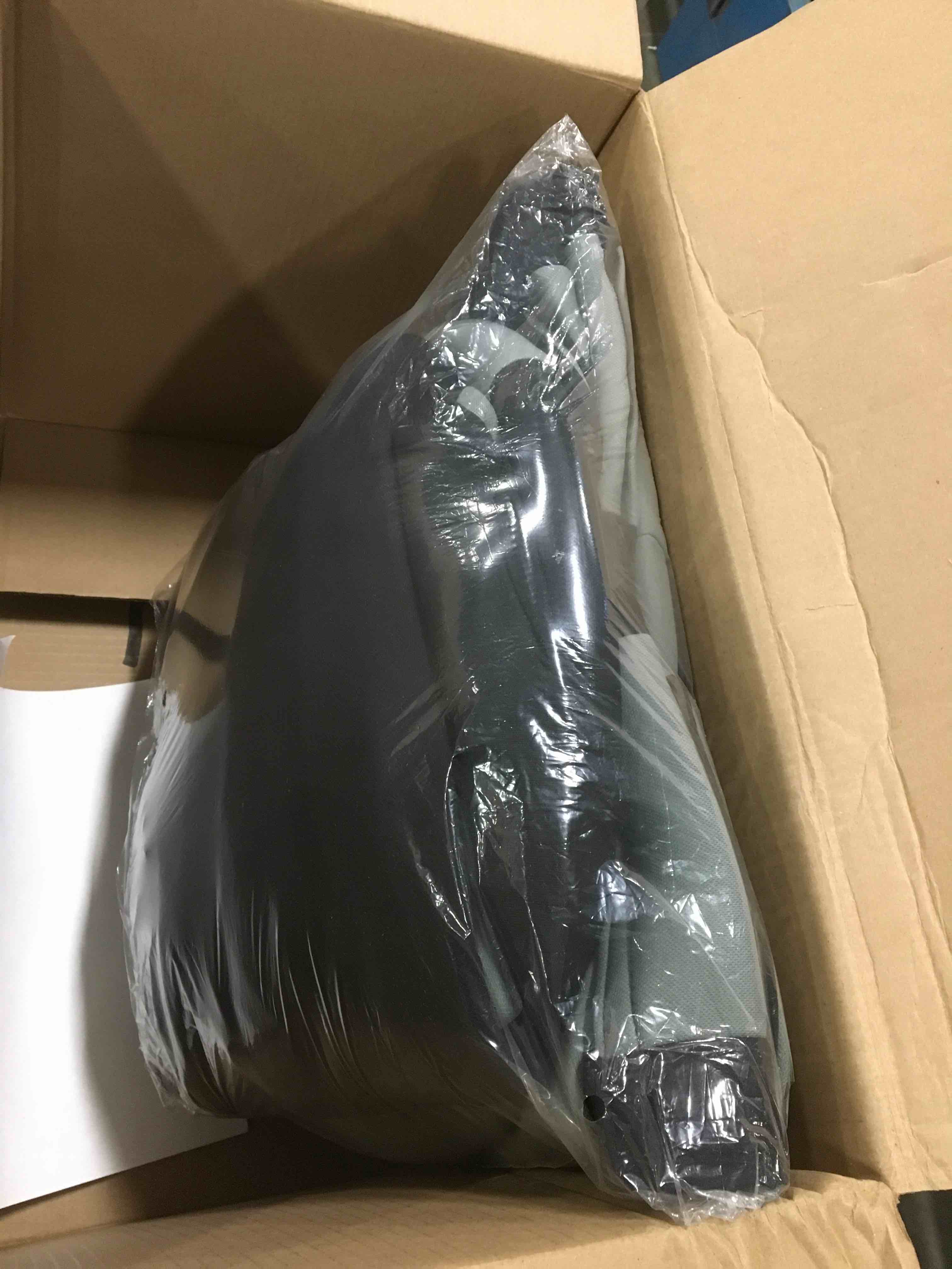 https://s3.amazonaws.com/lotting-images-prod/bidfta/BLU5755205_1706621780842.jpeg