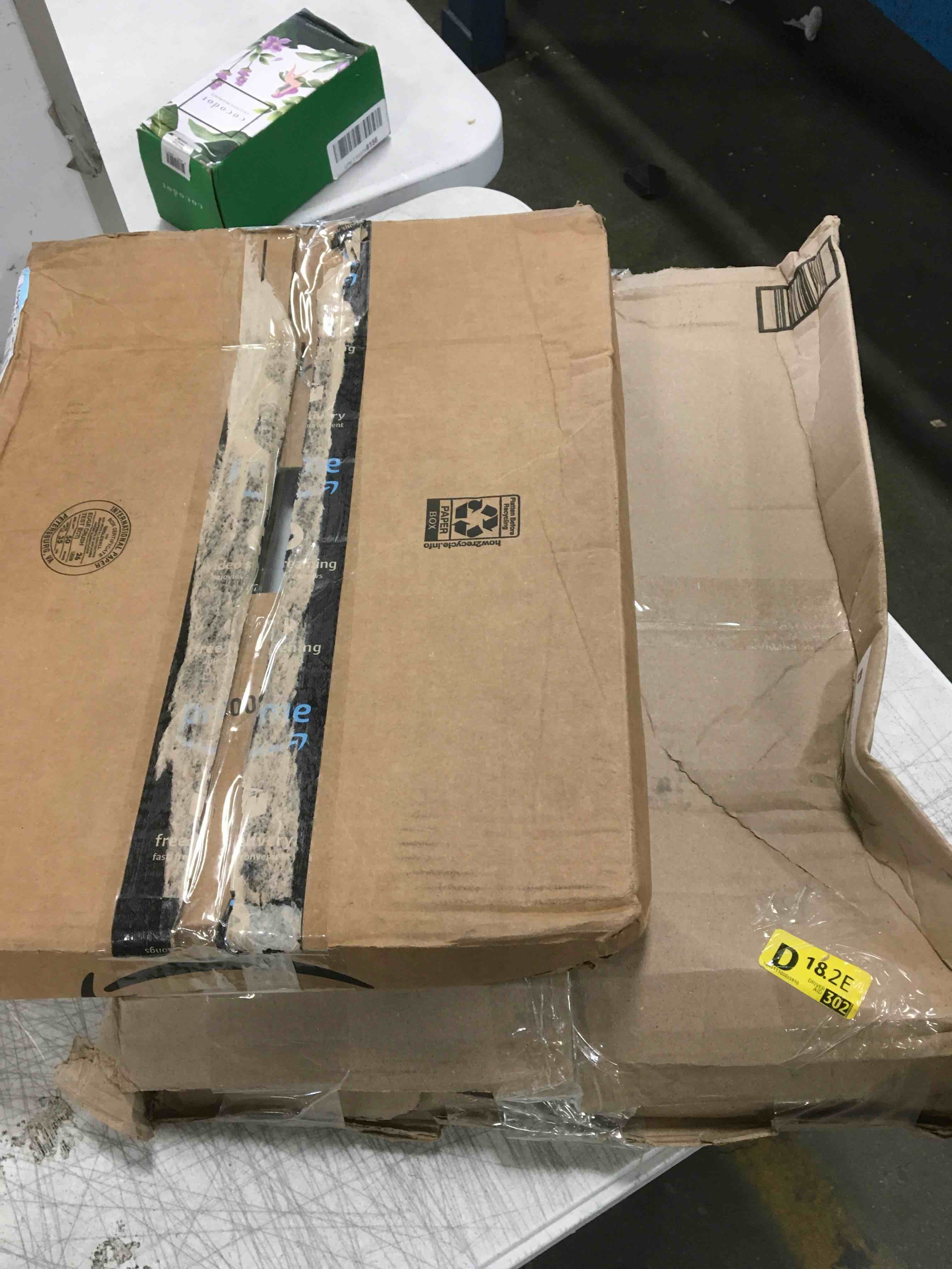 https://s3.amazonaws.com/lotting-images-prod/bidfta/BLU5755918_1706813753249.jpeg