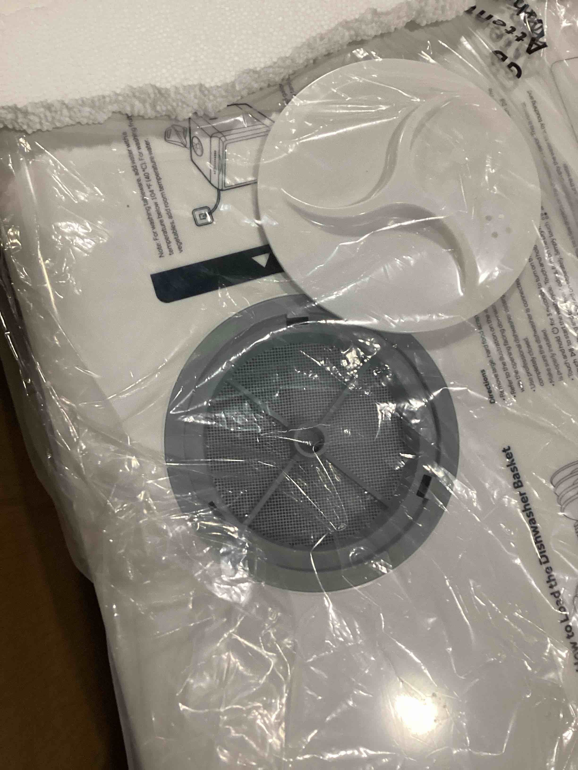https://s3.amazonaws.com/lotting-images-prod/bidfta/BLU5756175_1710008259492.jpeg