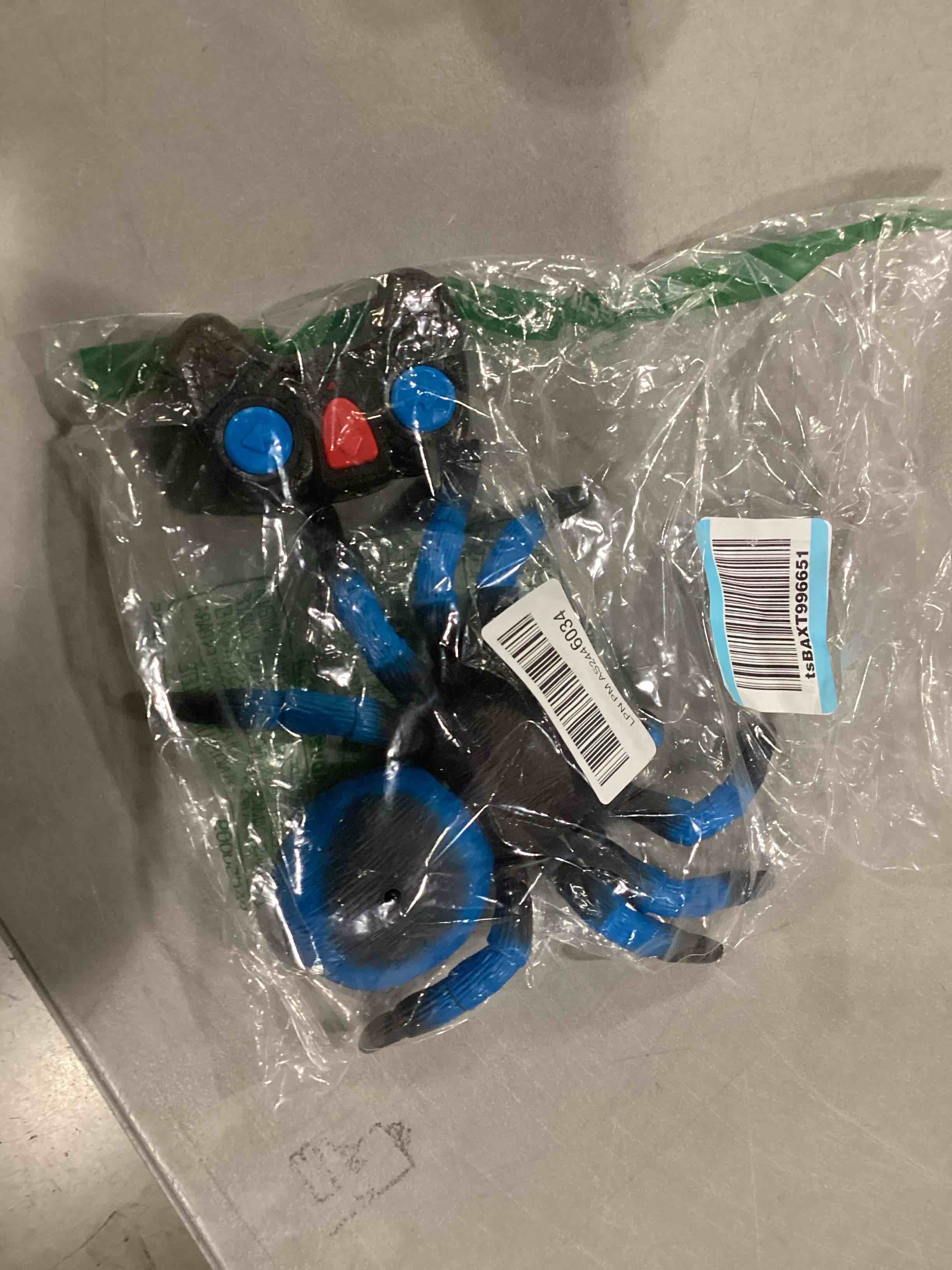 https://s3.amazonaws.com/lotting-images-prod/bidfta/BLU5757381_1712232116881.jpeg