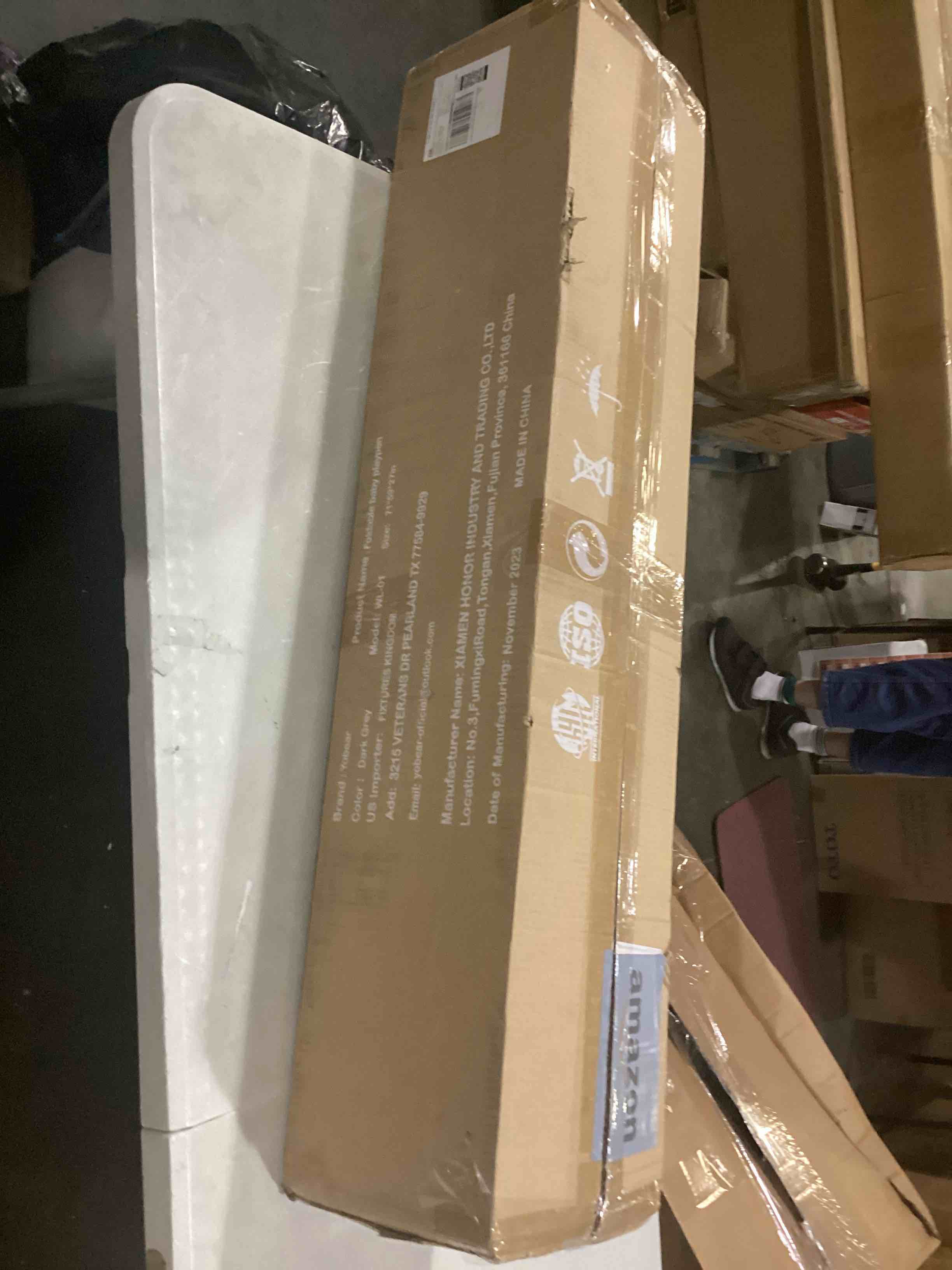 https://s3.amazonaws.com/lotting-images-prod/bidfta/BLU5757618_1715698317462.jpeg