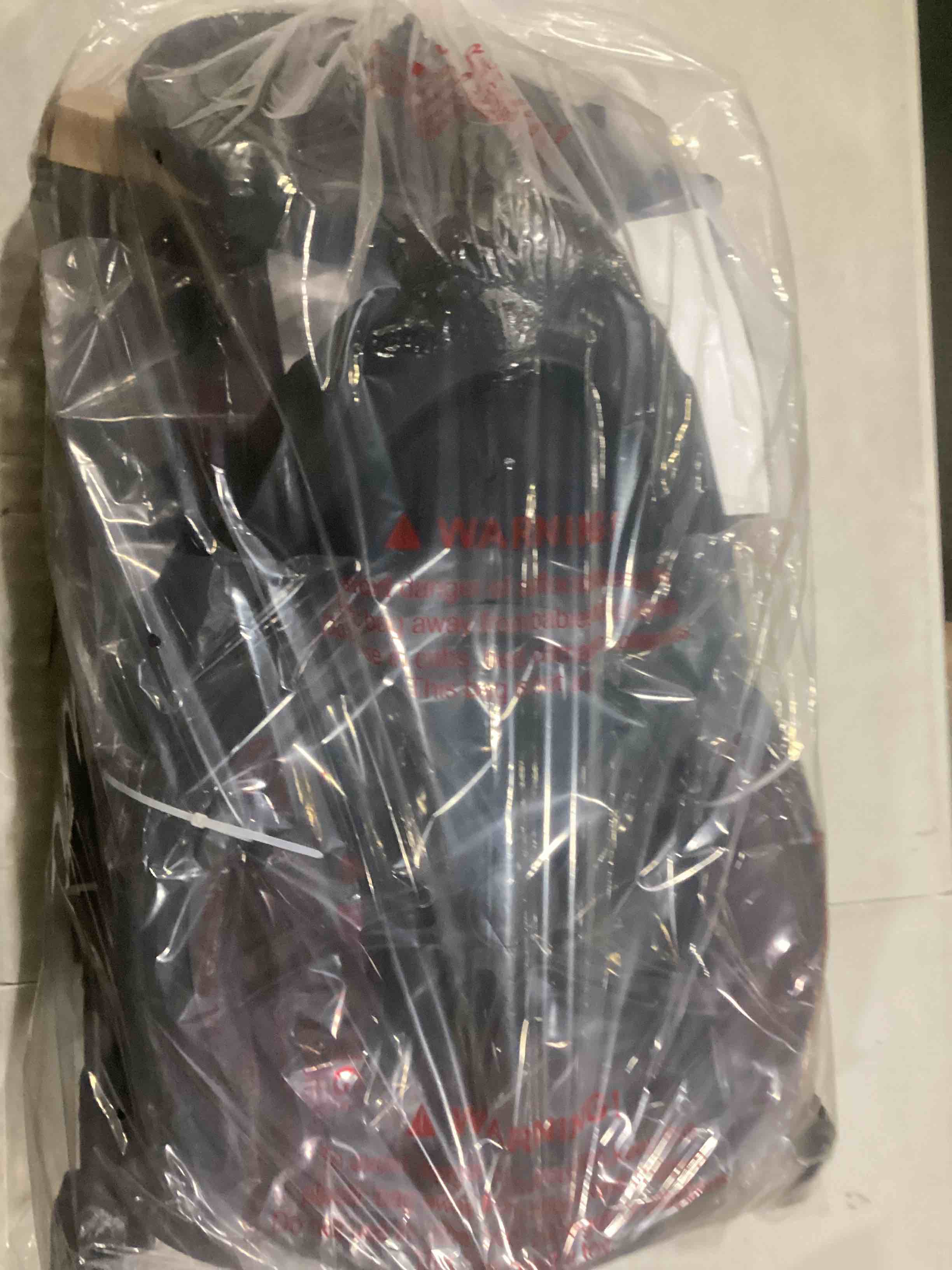 https://s3.amazonaws.com/lotting-images-prod/bidfta/BLU5757636_1715705430191.jpeg