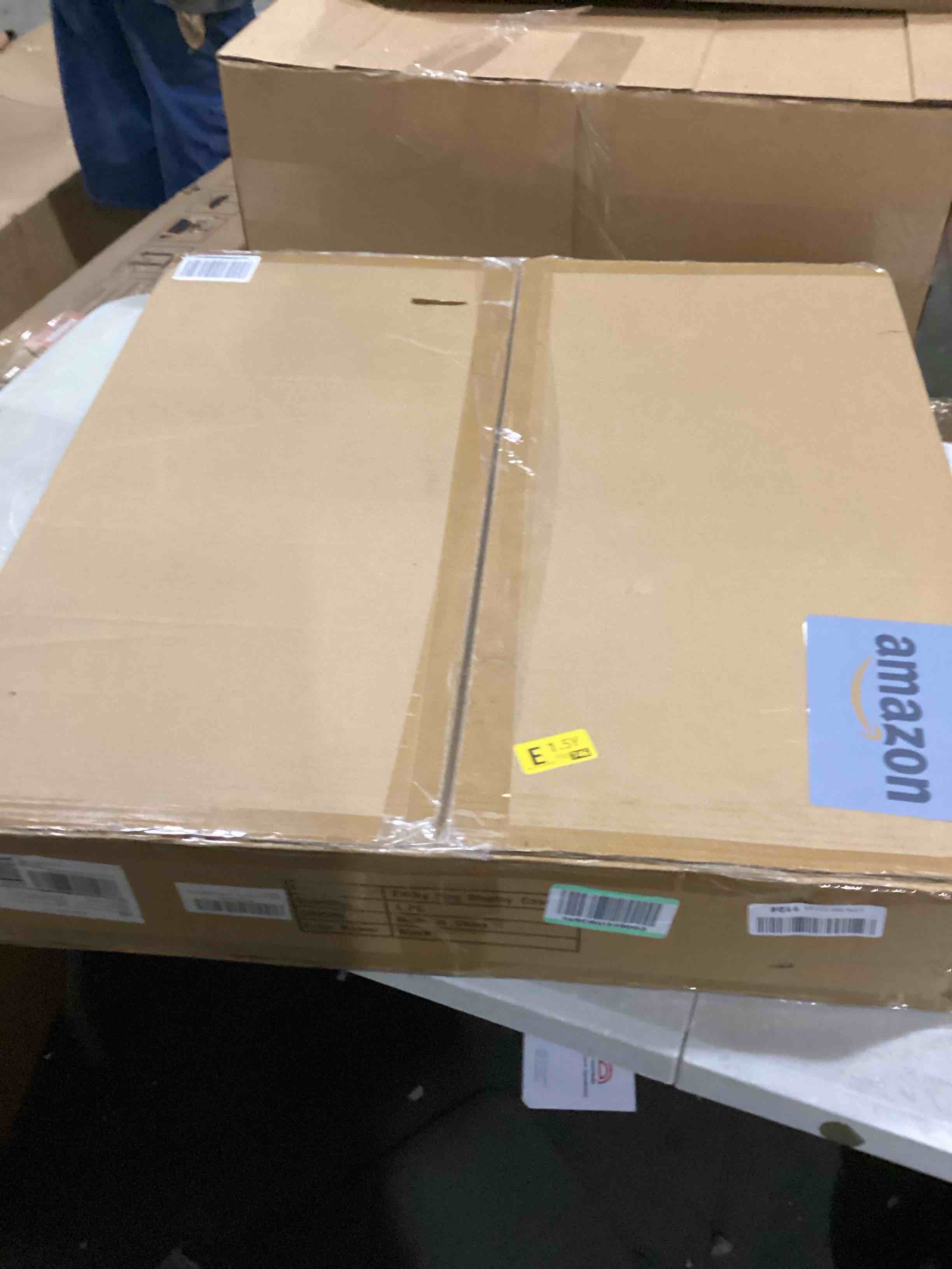 https://s3.amazonaws.com/lotting-images-prod/bidfta/BLU5757811_1716037214938.jpeg