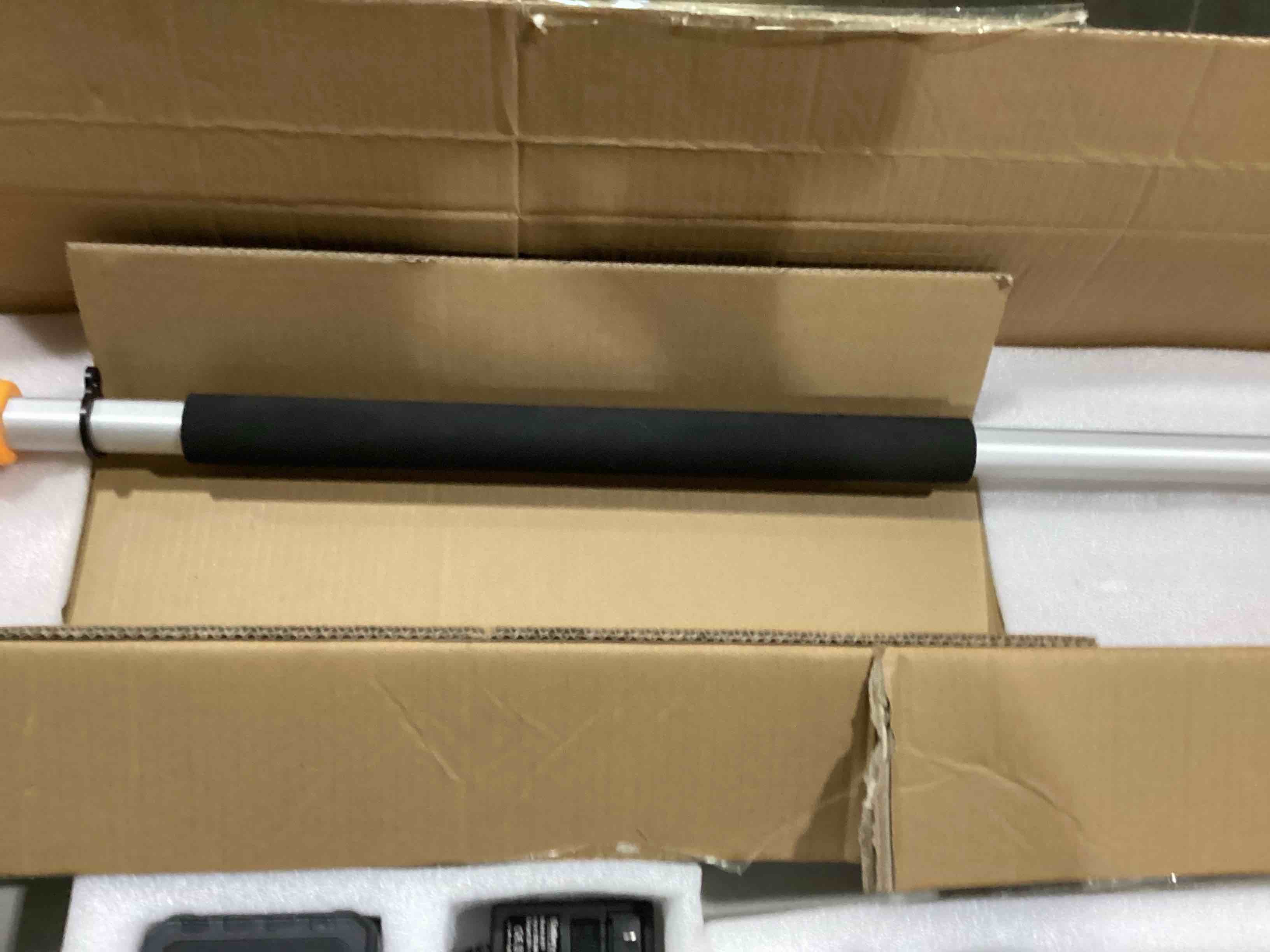 https://s3.amazonaws.com/lotting-images-prod/bidfta/BLU5757878_1716054671596.jpeg