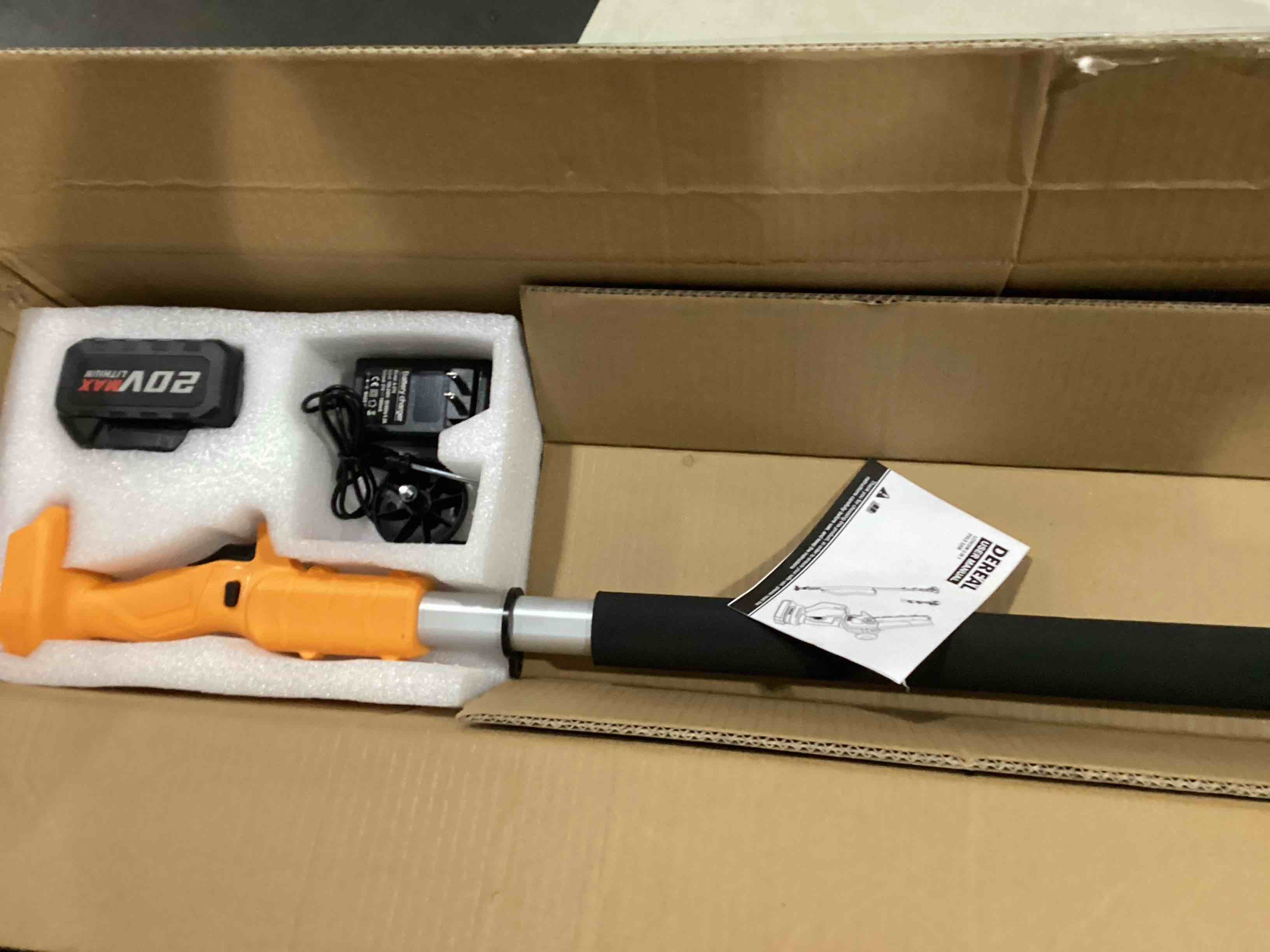 https://s3.amazonaws.com/lotting-images-prod/bidfta/BLU5757878_1716054729173.jpeg