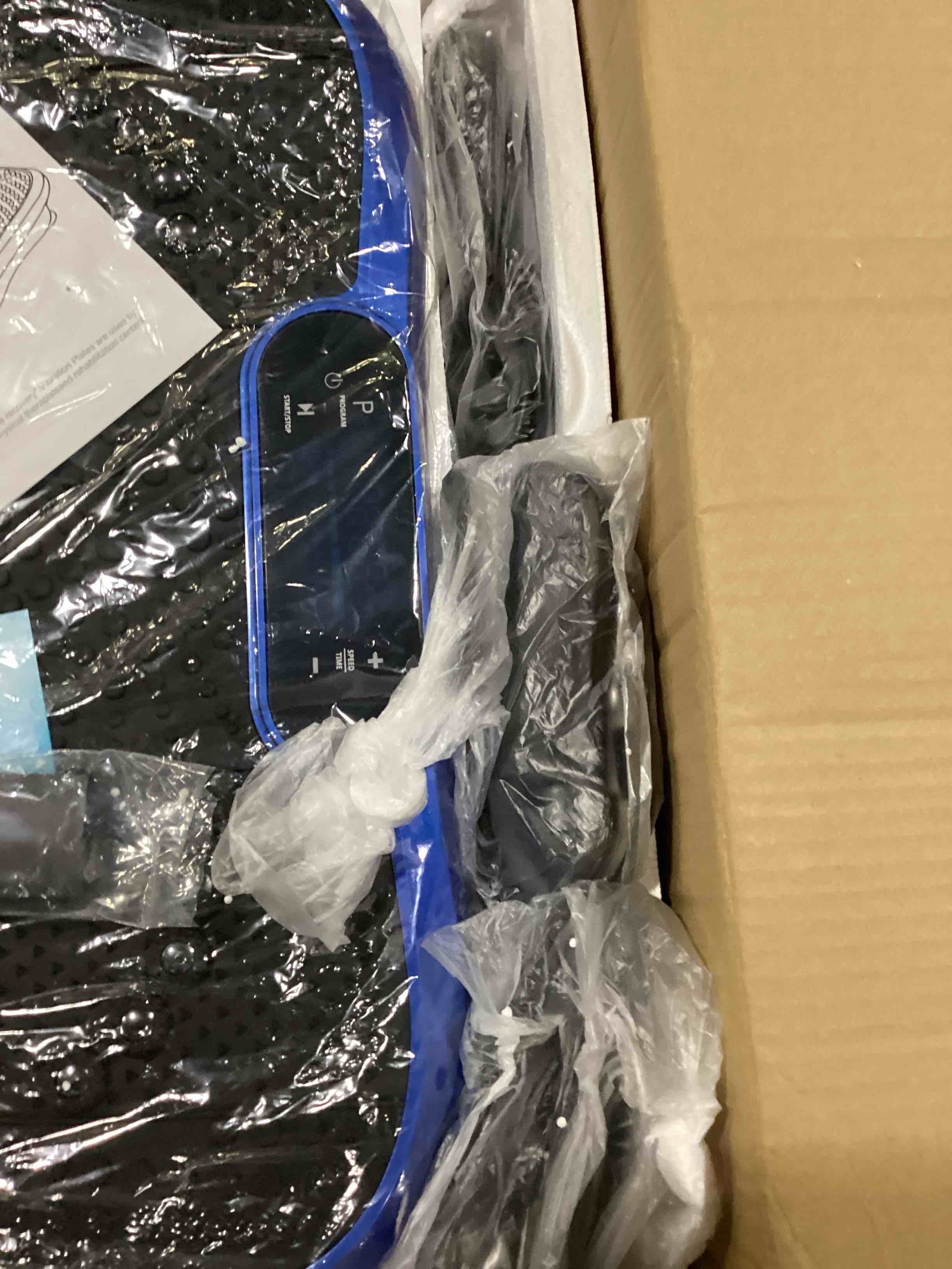 https://s3.amazonaws.com/lotting-images-prod/bidfta/BLU5757884_1716057573248.jpeg