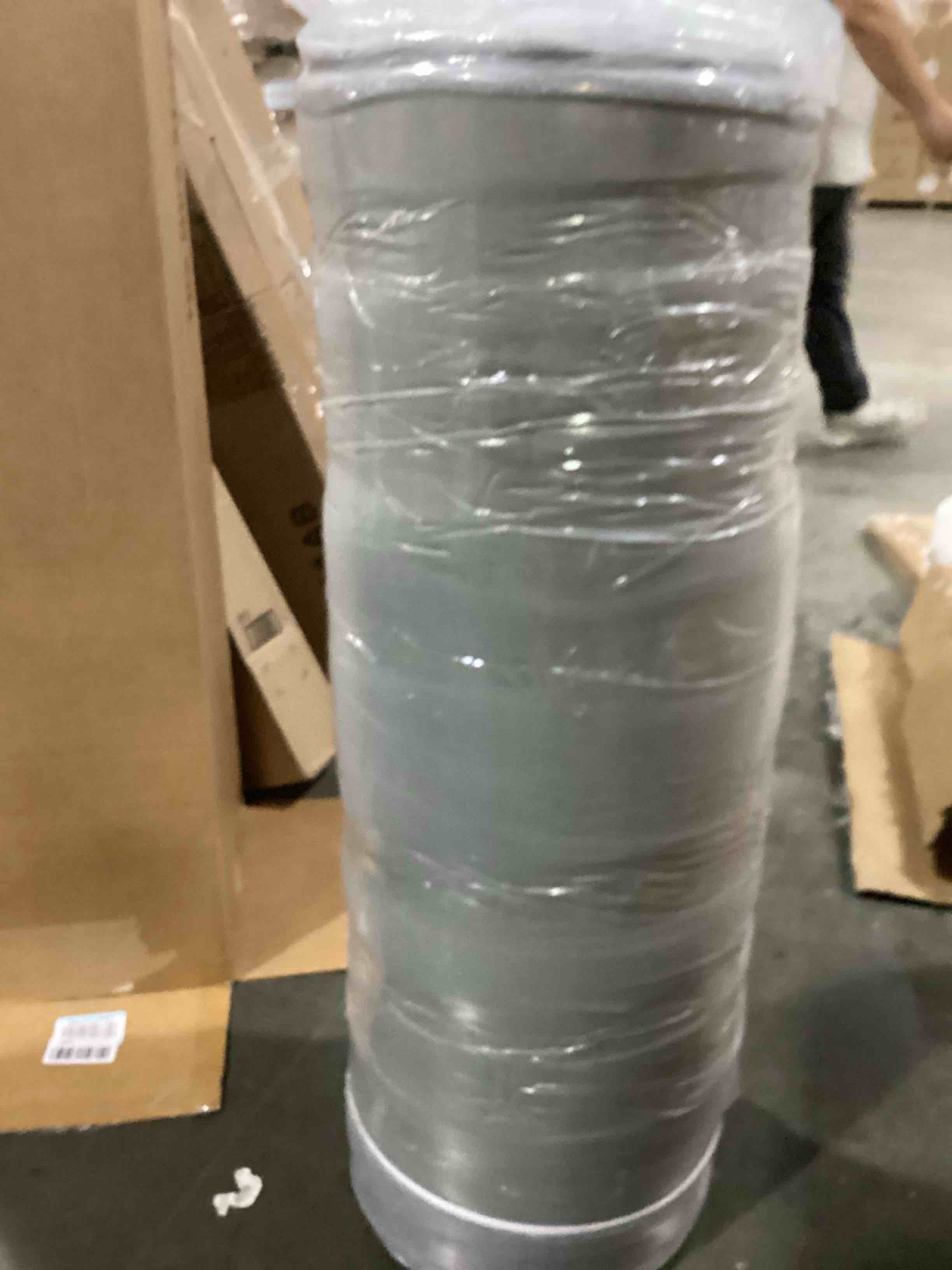 https://s3.amazonaws.com/lotting-images-prod/bidfta/BLU5758424_1717175437810.jpeg
