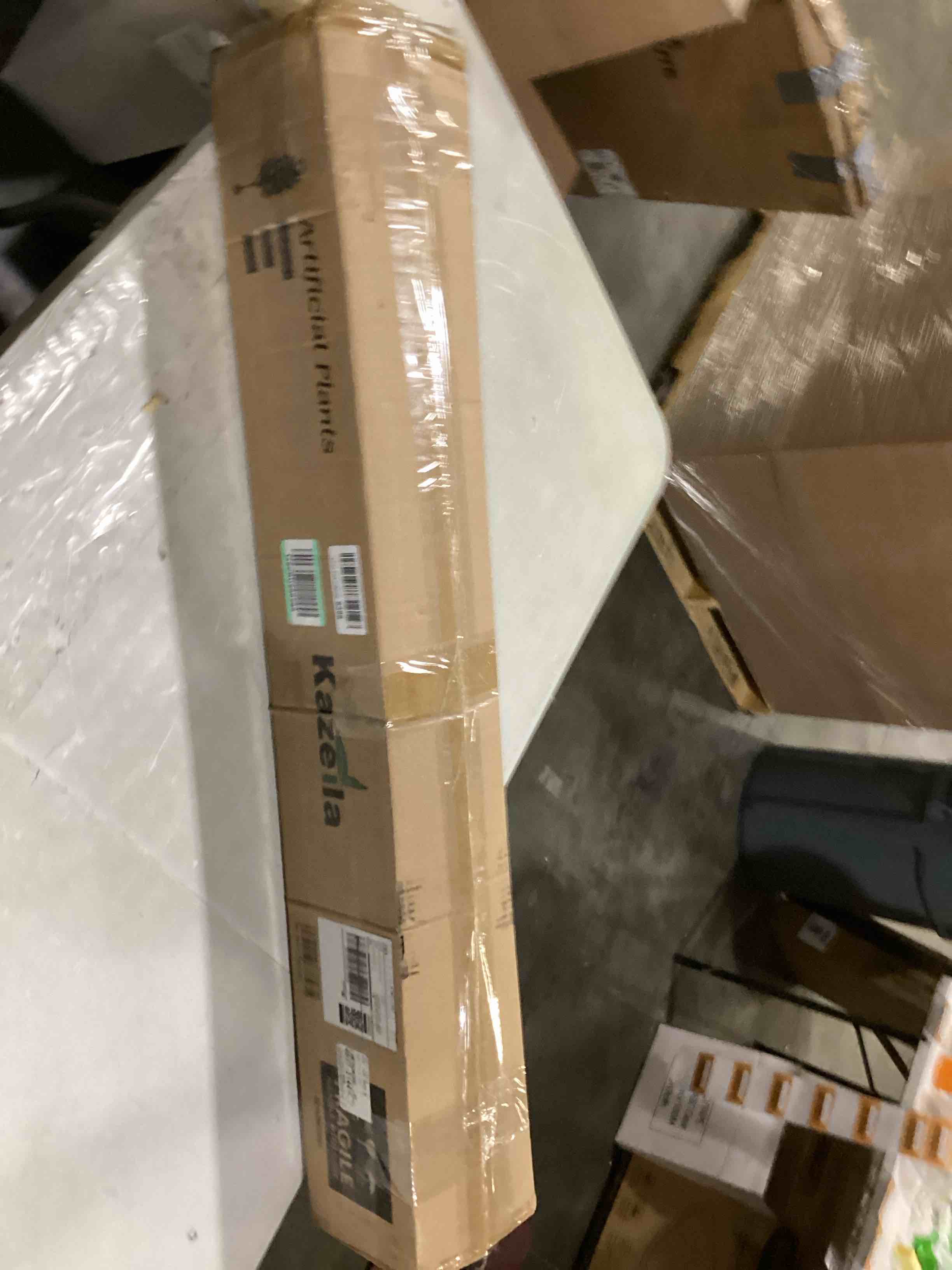 https://s3.amazonaws.com/lotting-images-prod/bidfta/BLU5758557_1717414230901.jpeg