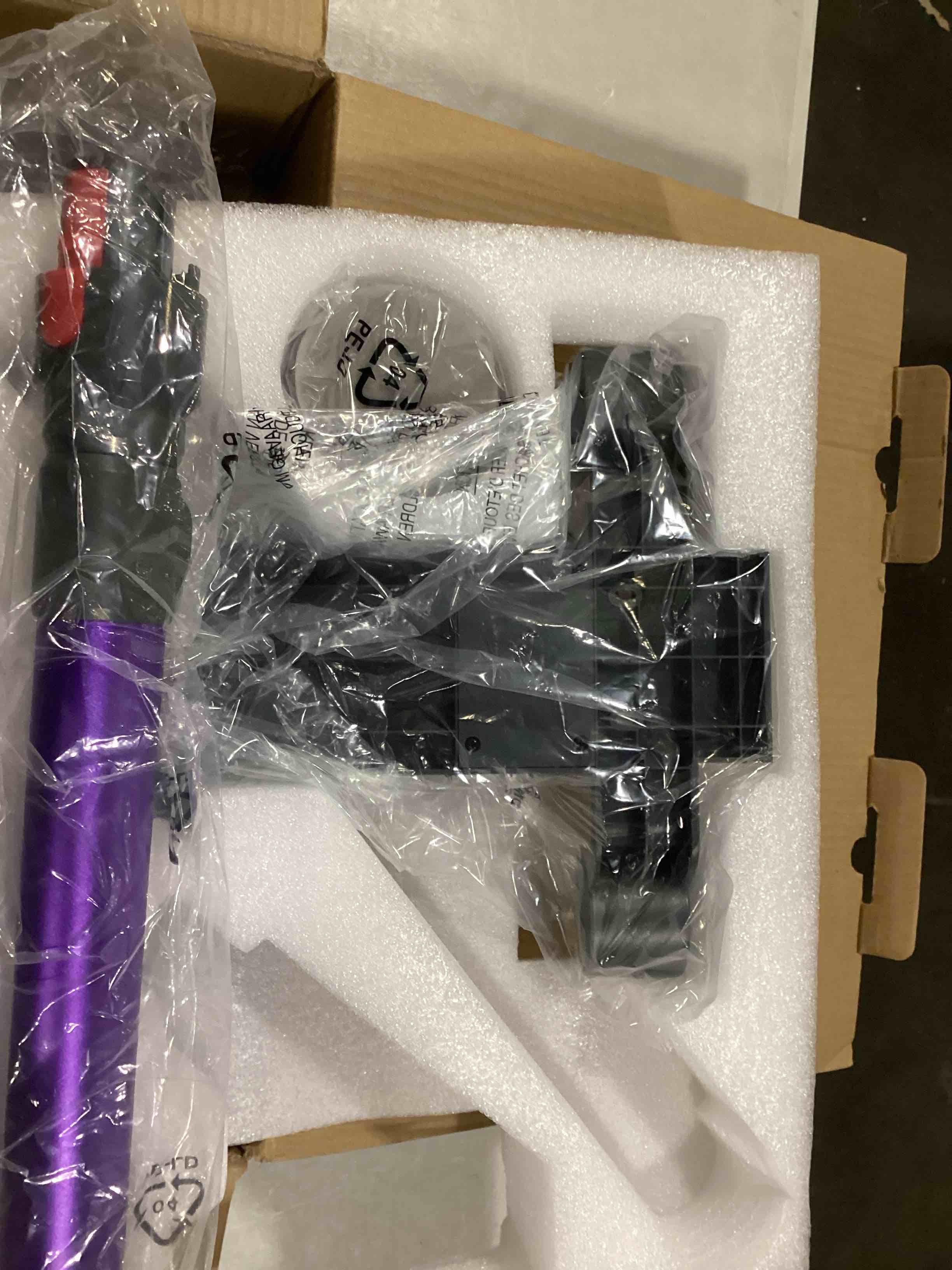 https://s3.amazonaws.com/lotting-images-prod/bidfta/BLU5758572_1717418704794.jpeg