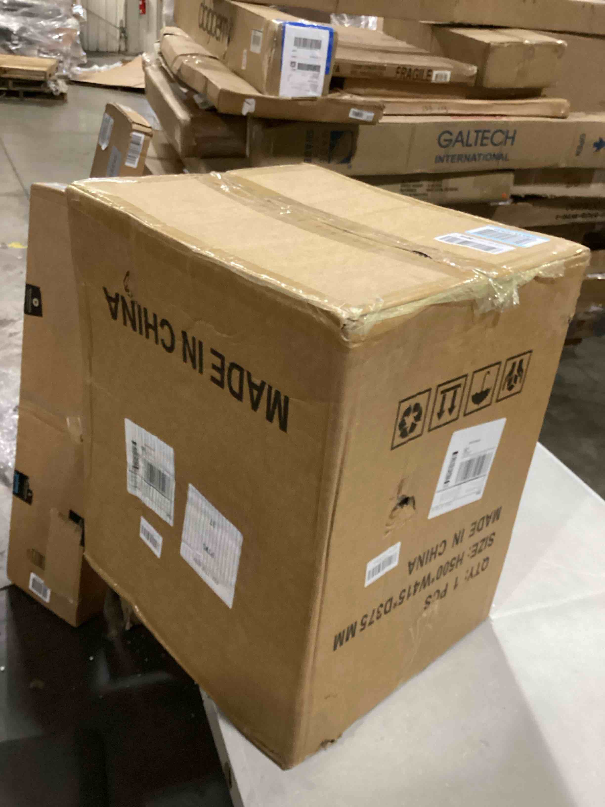 https://s3.amazonaws.com/lotting-images-prod/bidfta/BLU5758747_1717521485020.jpeg
