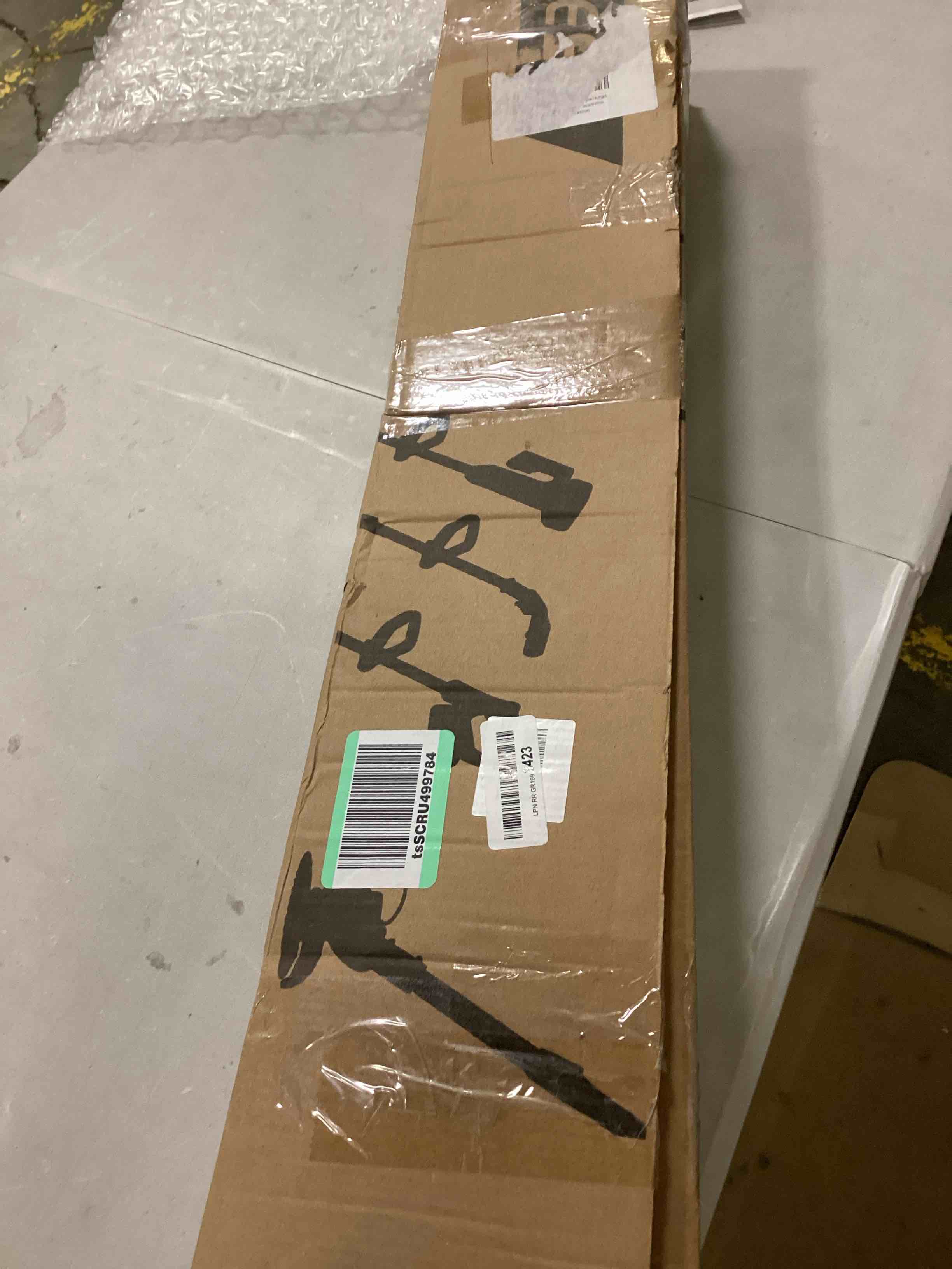 https://s3.amazonaws.com/lotting-images-prod/bidfta/BLU5759667_1717080803379.jpeg
