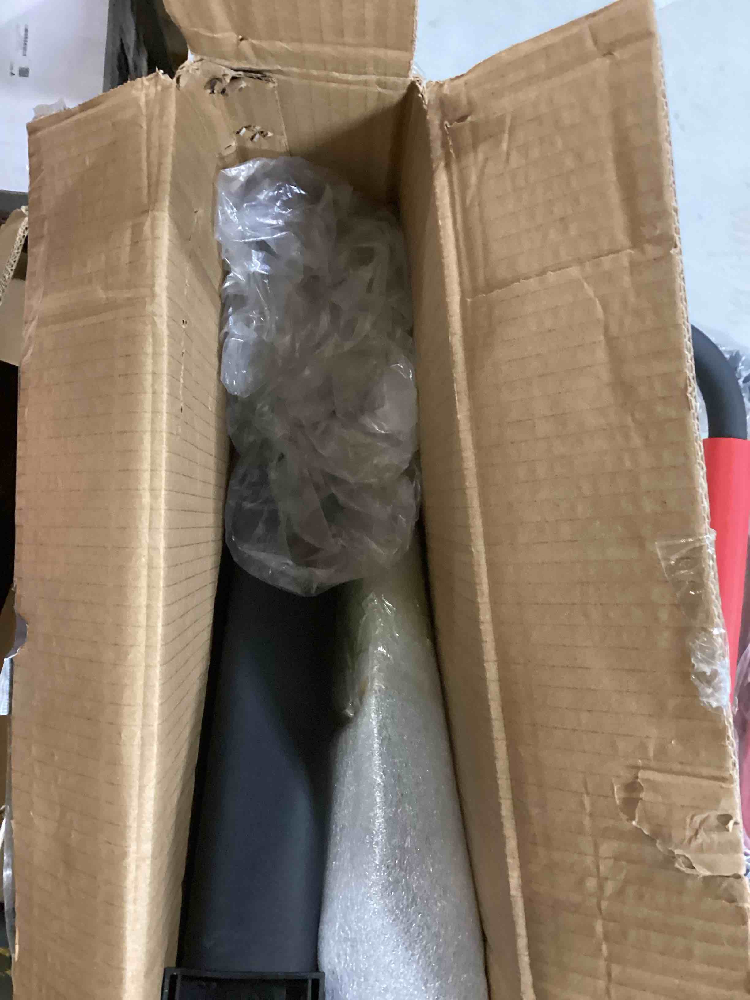https://s3.amazonaws.com/lotting-images-prod/bidfta/BLU5759834_1717438863496.jpeg