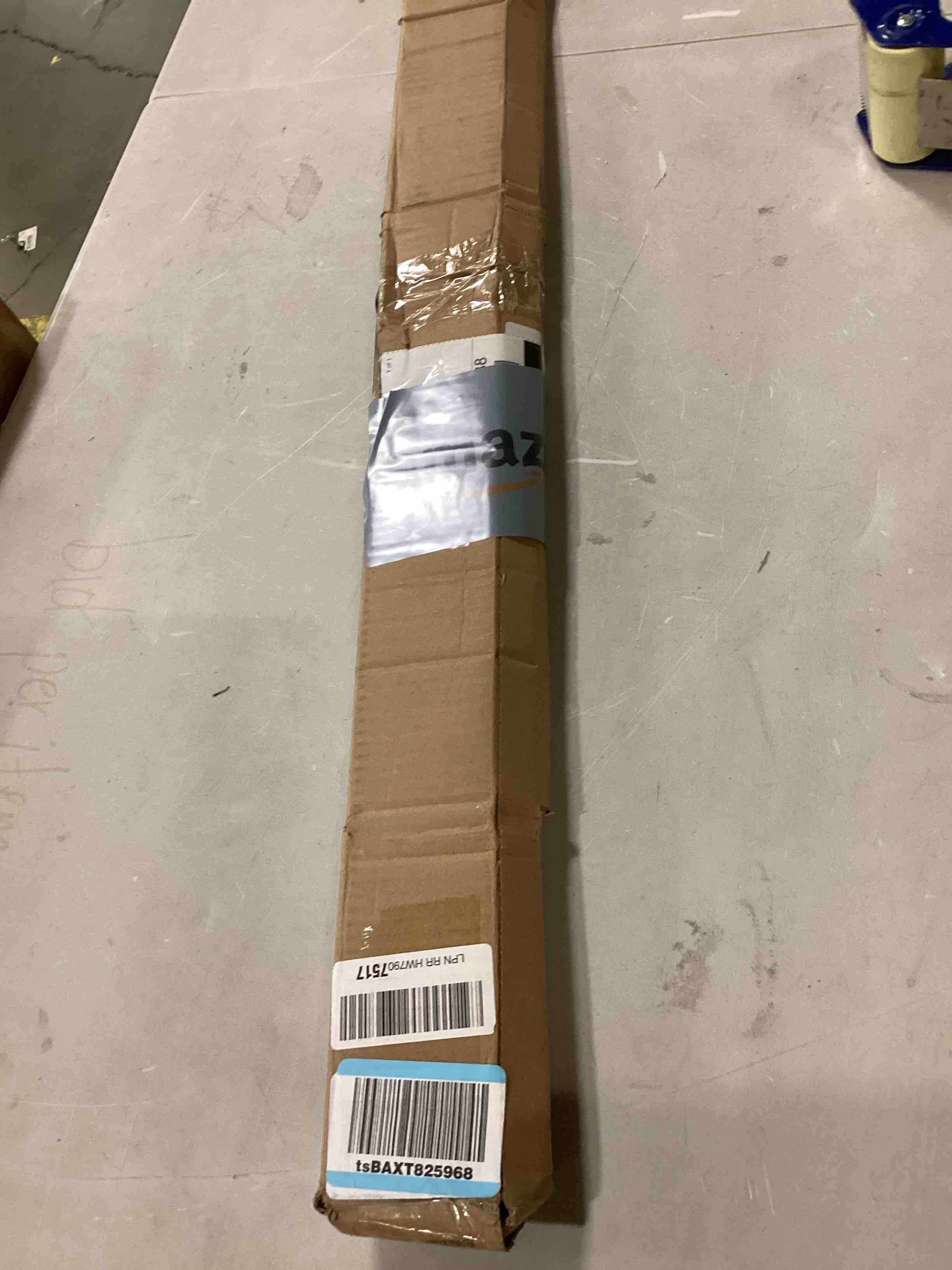 https://s3.amazonaws.com/lotting-images-prod/bidfta/BLU5759868_1717505166083.jpeg