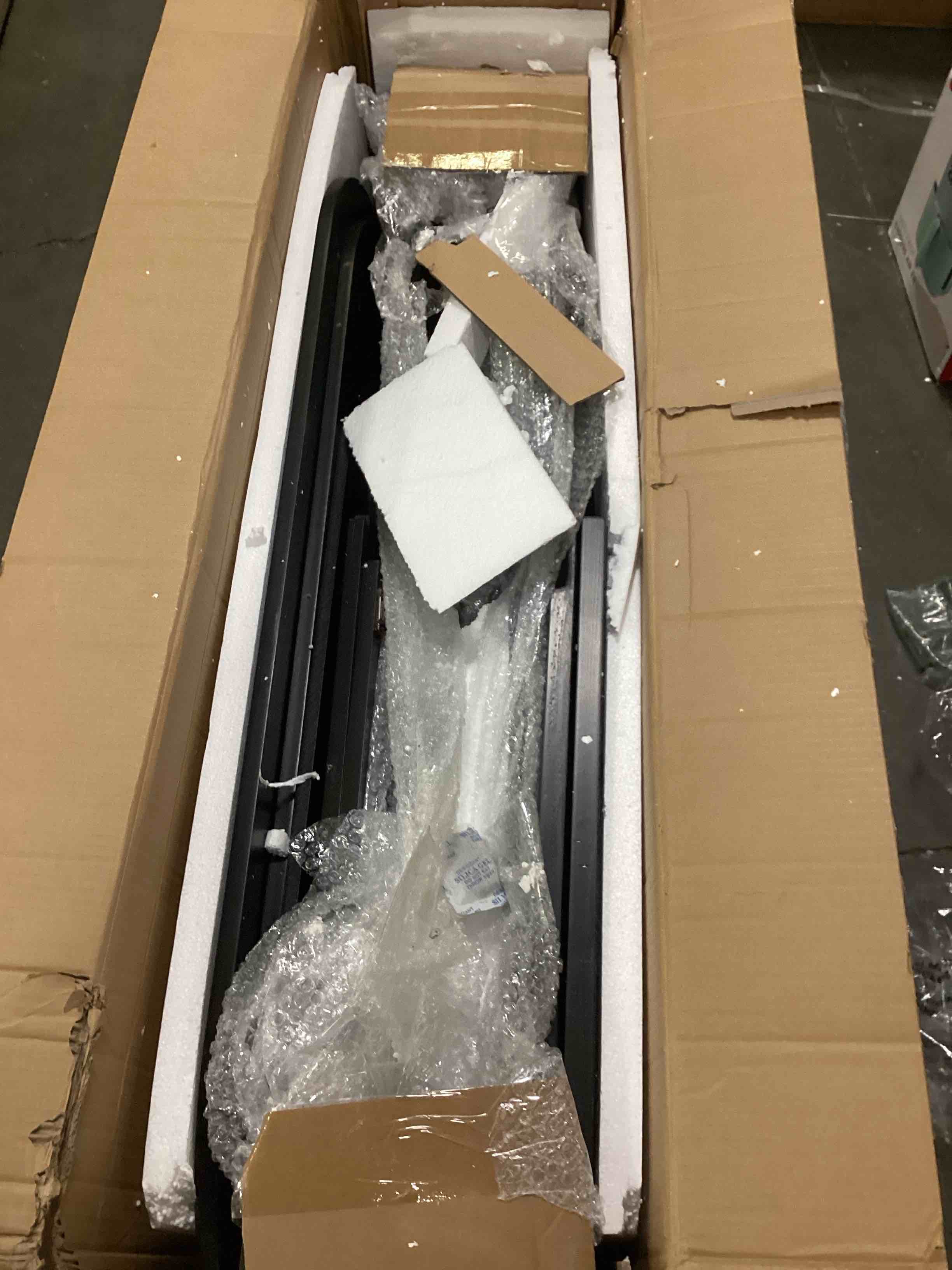 https://s3.amazonaws.com/lotting-images-prod/bidfta/BLU5760439_1719587280801.jpeg