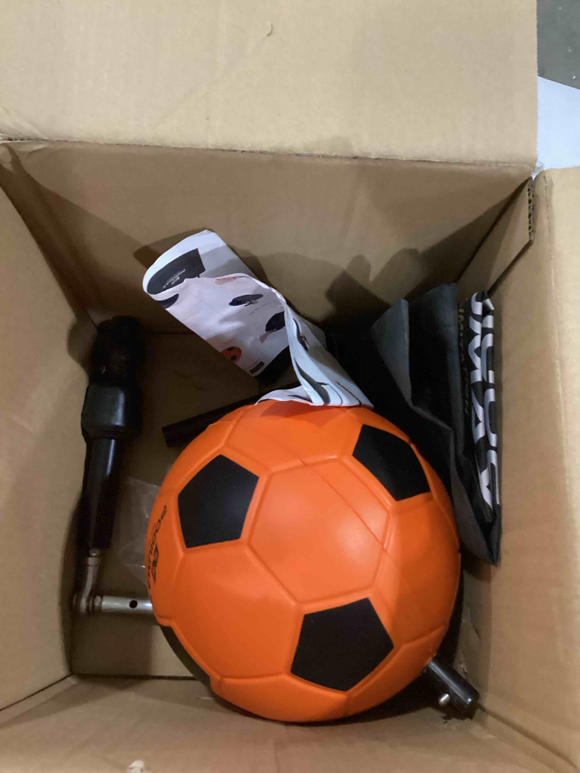 https://s3.amazonaws.com/lotting-images-prod/bidfta/BLU5760554_1715706059843.jpeg