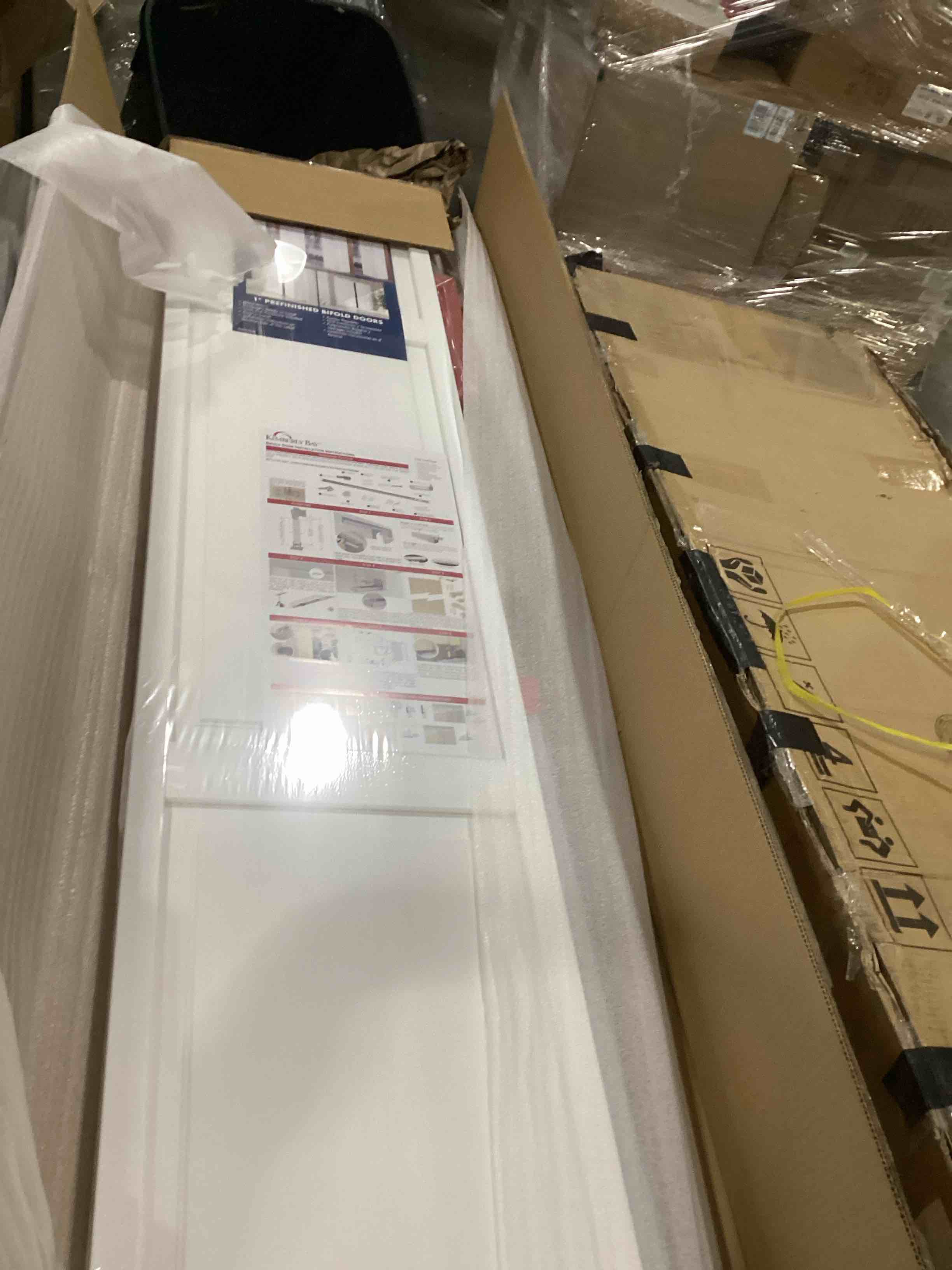 https://s3.amazonaws.com/lotting-images-prod/bidfta/BLU5760912_1716031888070.jpeg