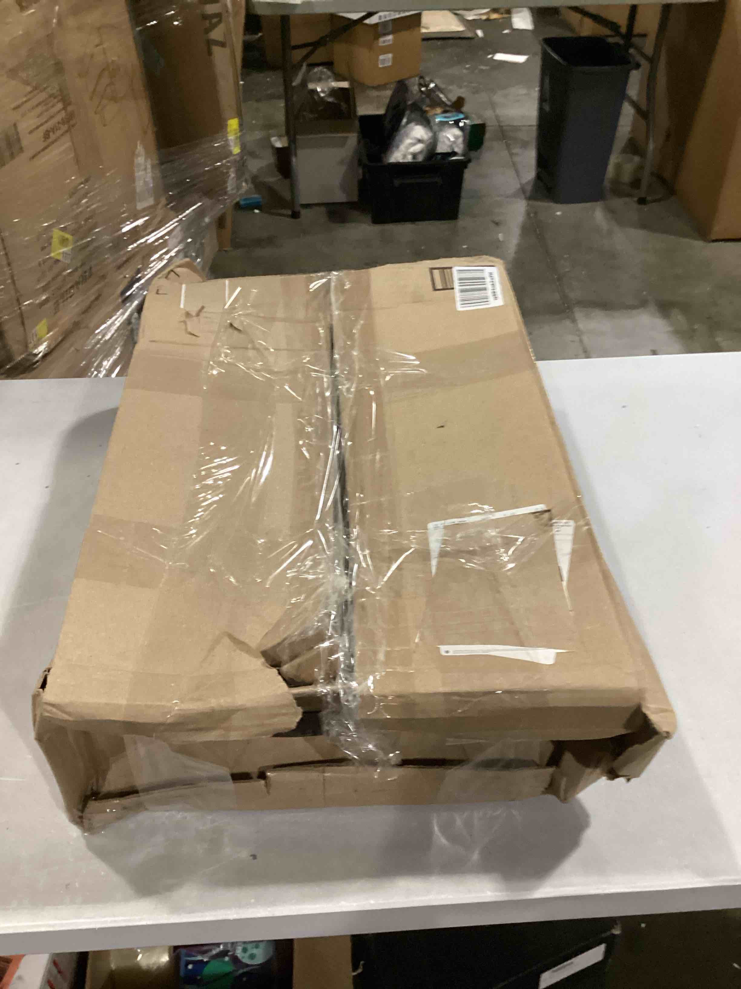 https://s3.amazonaws.com/lotting-images-prod/bidfta/BLU5761474_1716558382205.jpeg