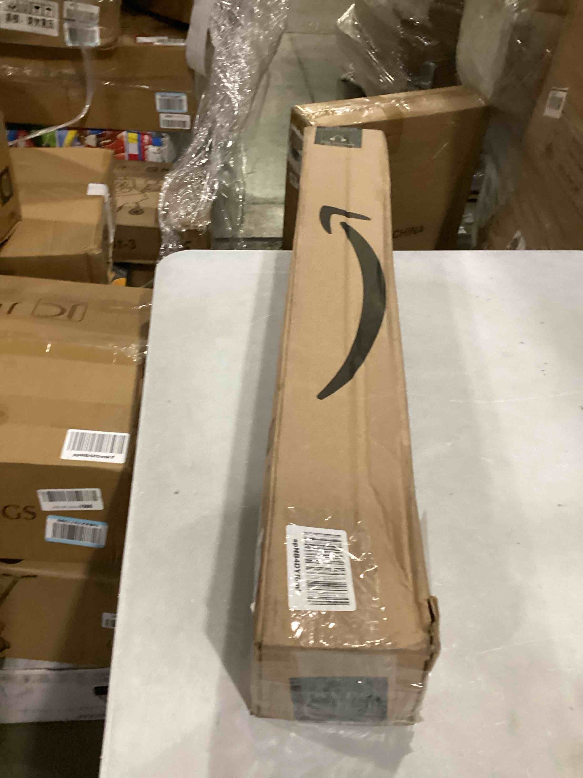 https://s3.amazonaws.com/lotting-images-prod/bidfta/BLU5761503_1716565802370.jpeg