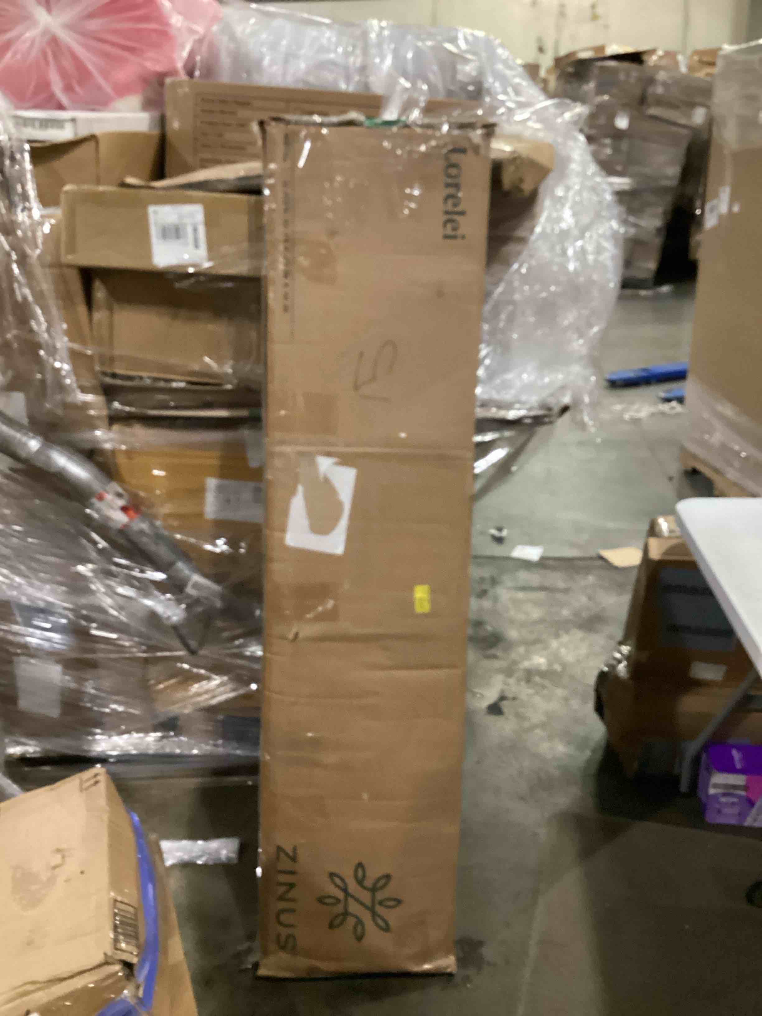 https://s3.amazonaws.com/lotting-images-prod/bidfta/BLU5761591_1717001720653.jpeg