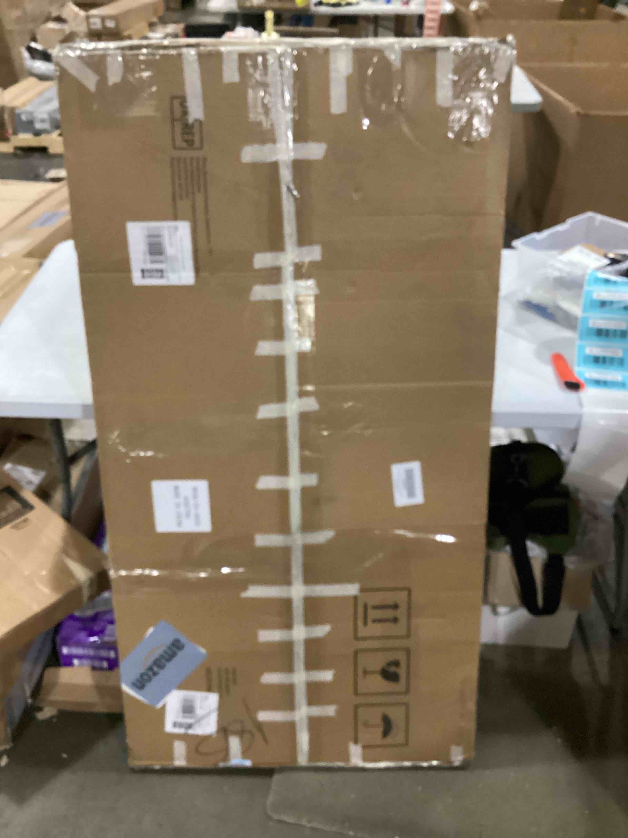 https://s3.amazonaws.com/lotting-images-prod/bidfta/BLU5761807_1717170012551.jpeg