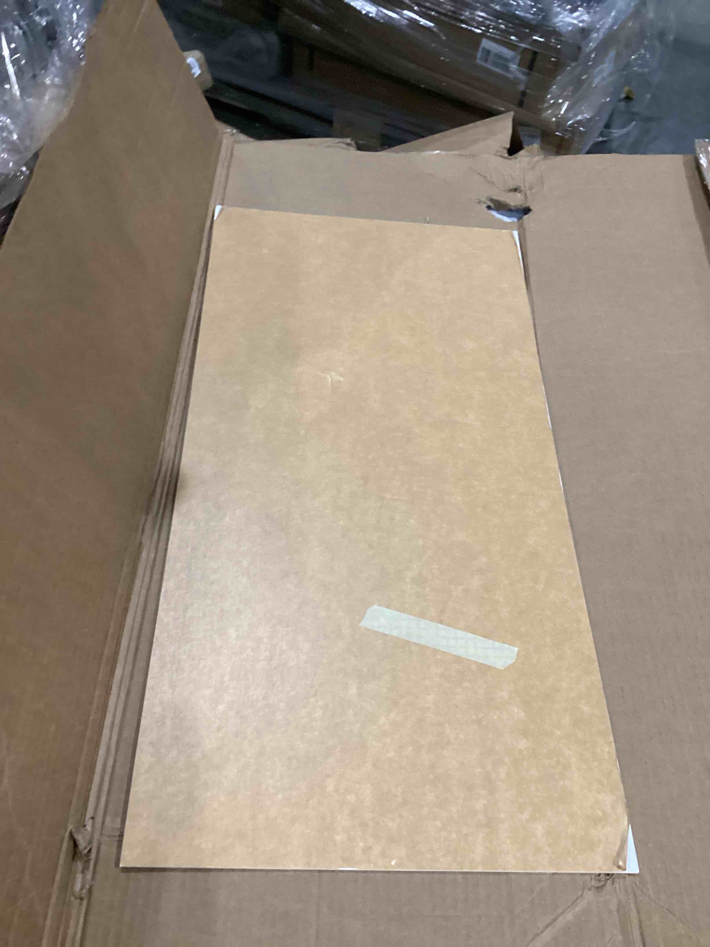 https://s3.amazonaws.com/lotting-images-prod/bidfta/BLU5761892_1717252350764.jpeg