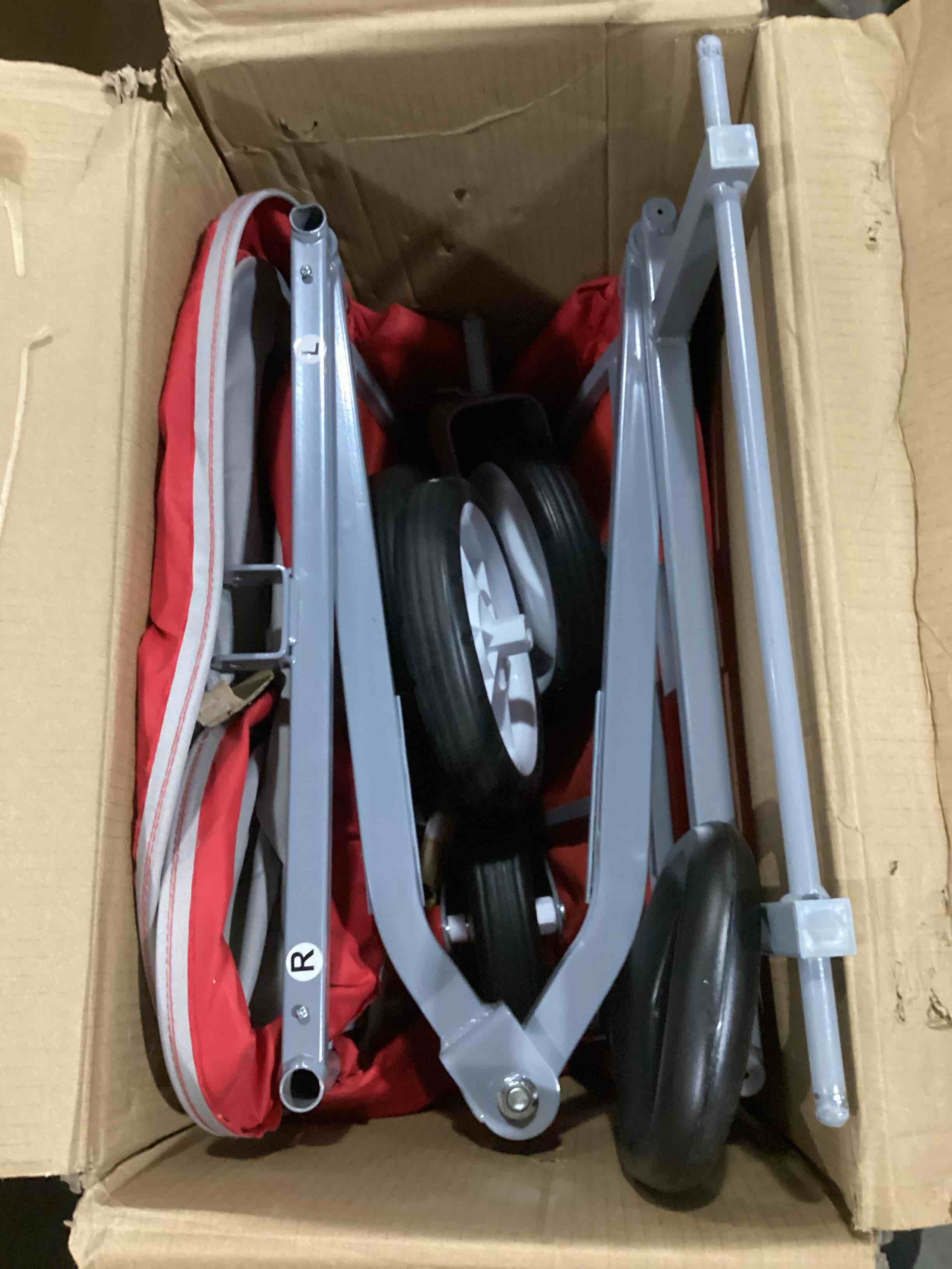 https://s3.amazonaws.com/lotting-images-prod/bidfta/BLU5761924_1717261370688.jpeg