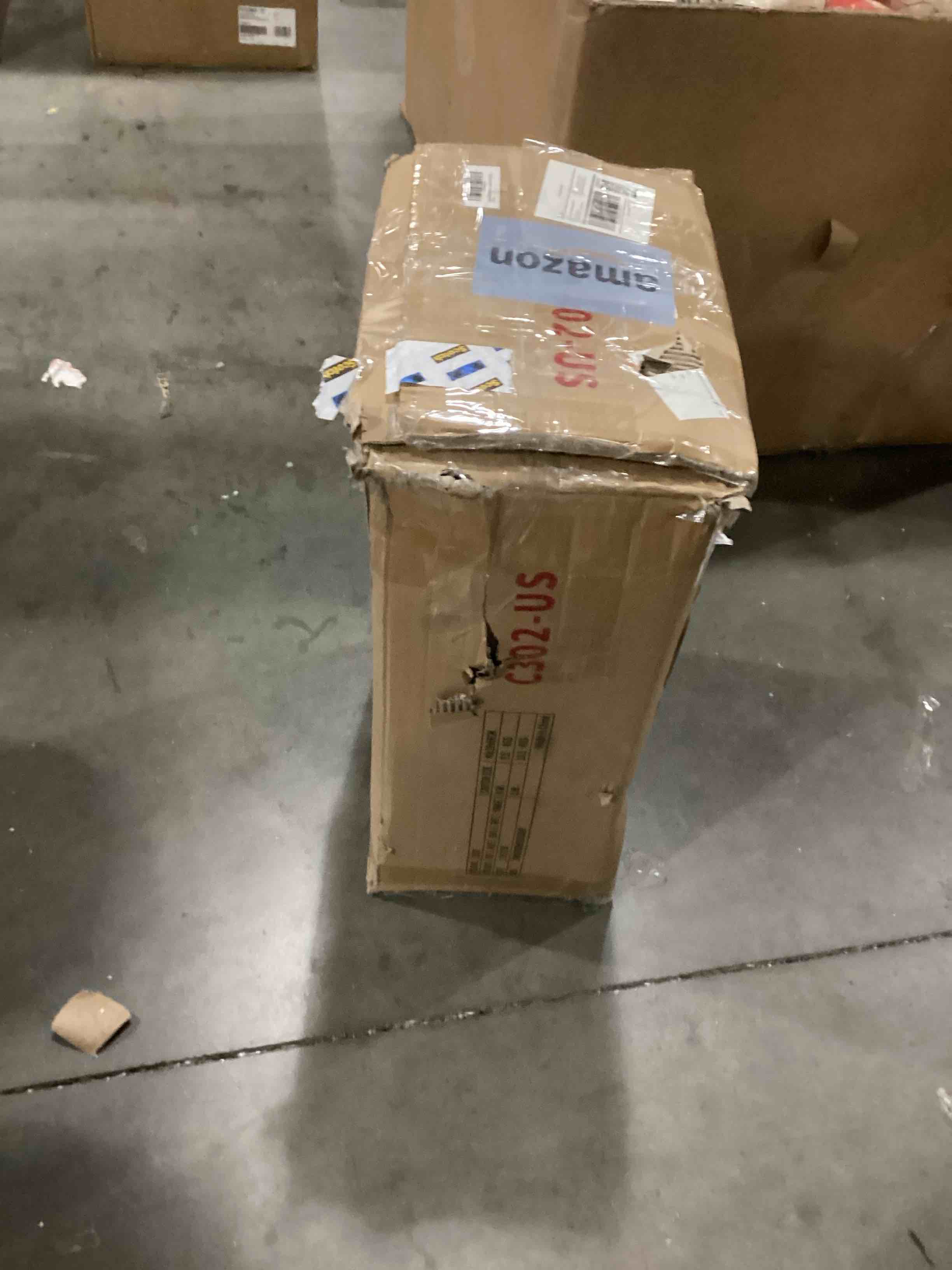https://s3.amazonaws.com/lotting-images-prod/bidfta/BLU5761983_1713871527912.jpeg