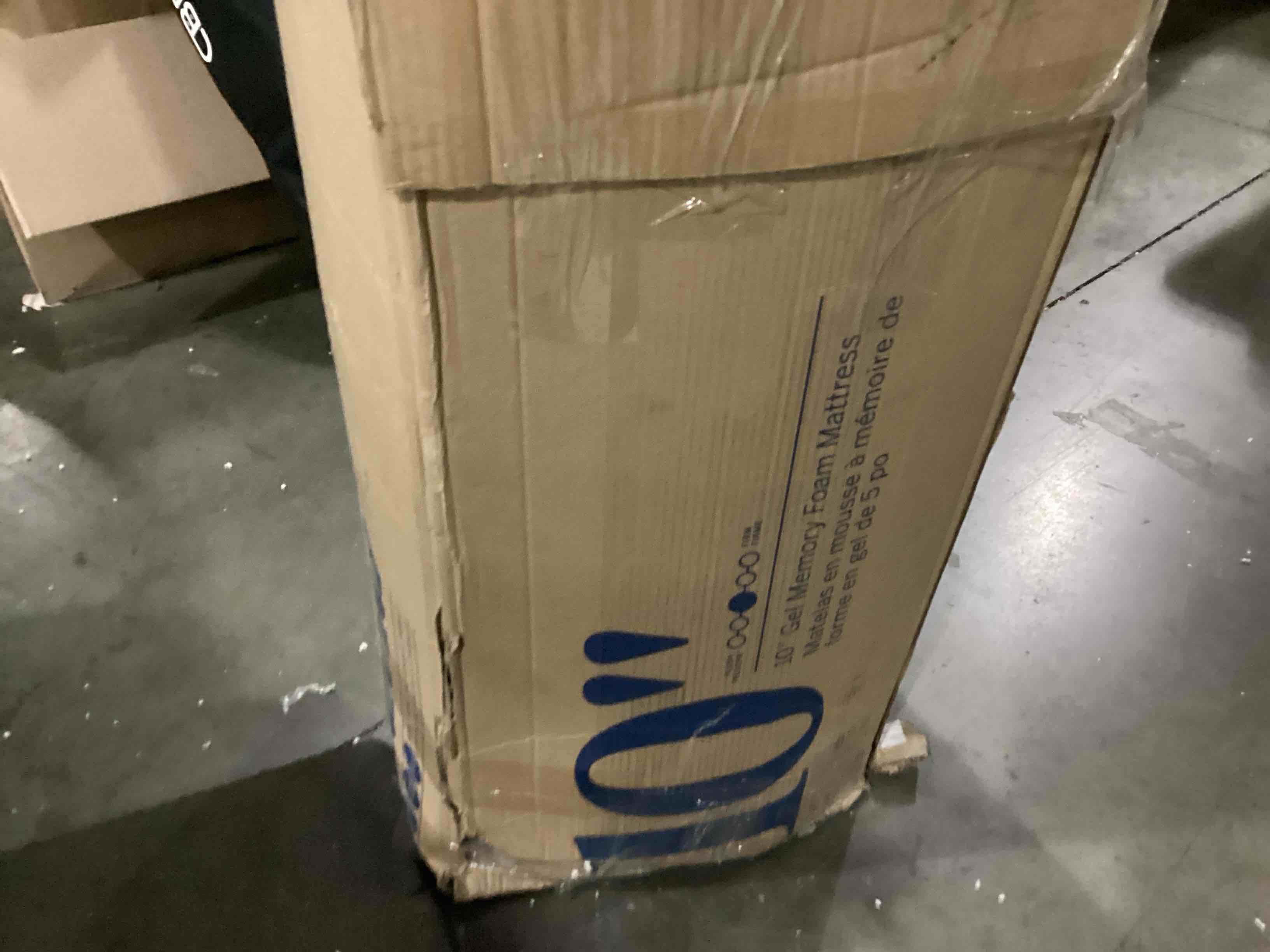 https://s3.amazonaws.com/lotting-images-prod/bidfta/BLU5762479_1714482795457.jpeg