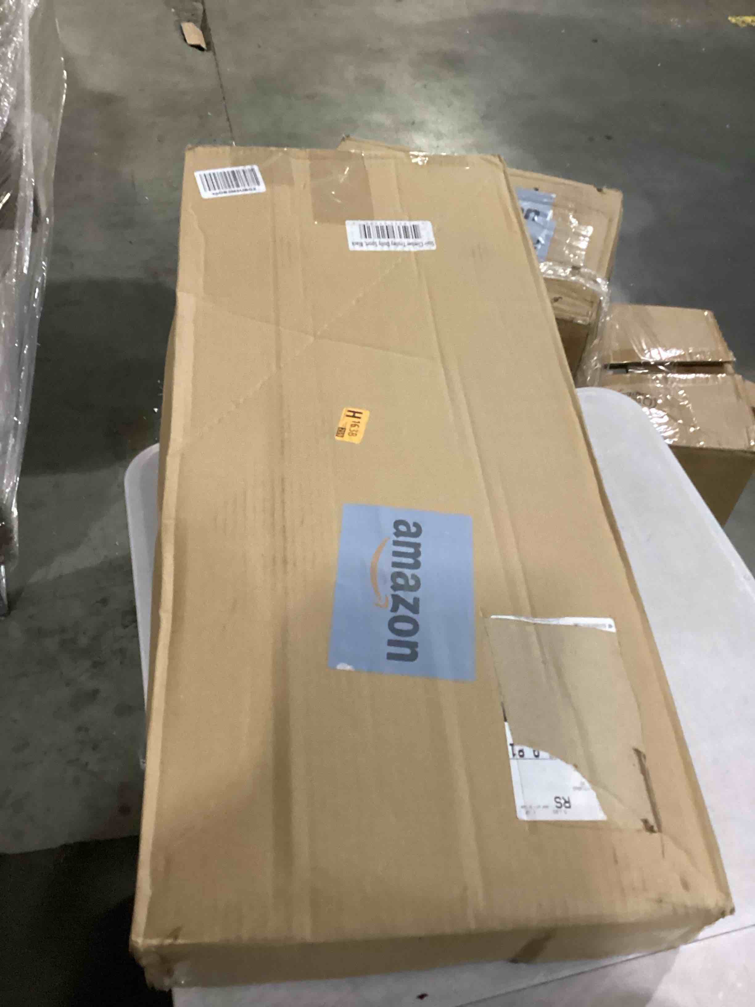 https://s3.amazonaws.com/lotting-images-prod/bidfta/BLU5762577_1714578304190.jpeg