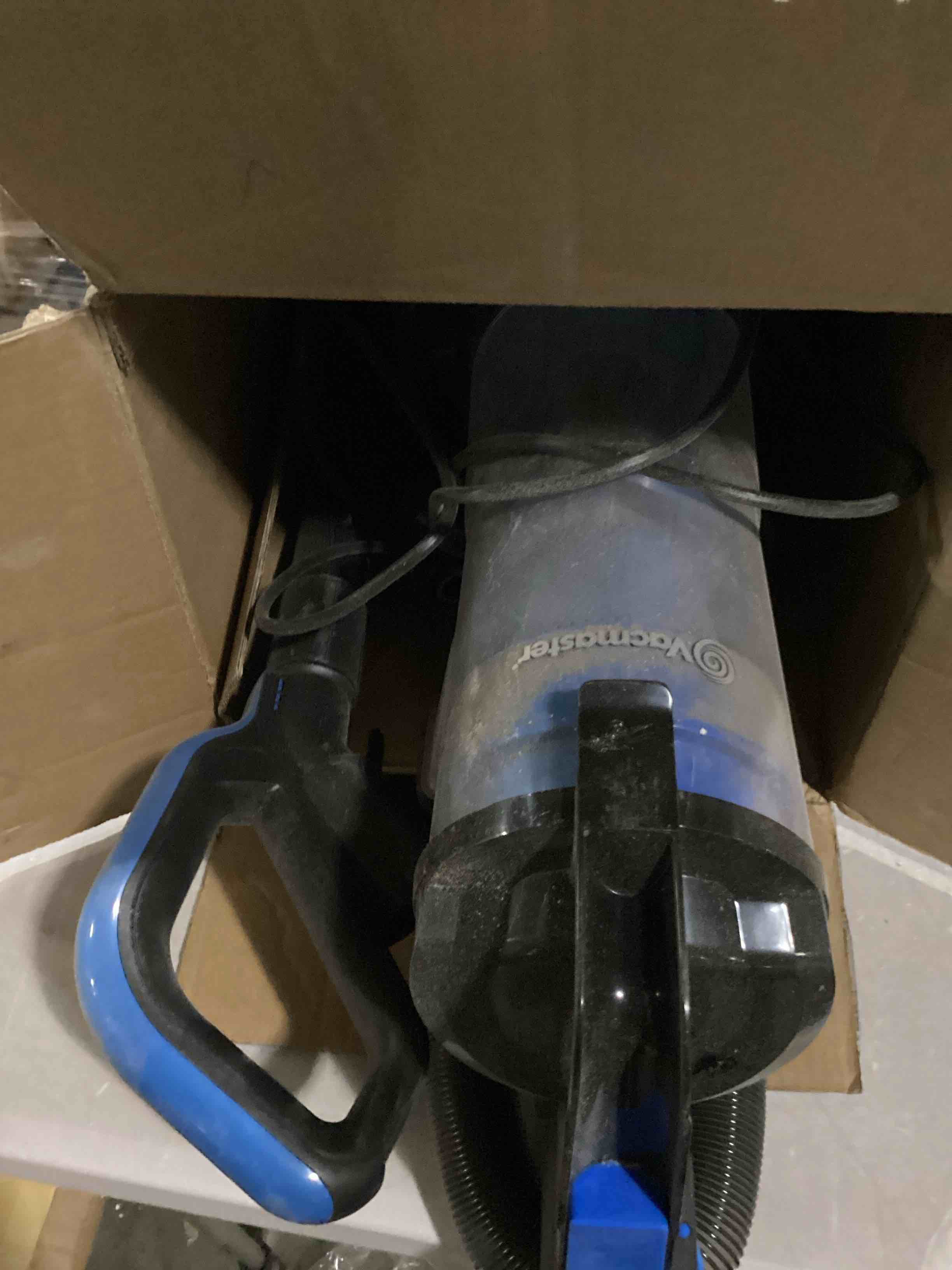 https://s3.amazonaws.com/lotting-images-prod/bidfta/BLU5762824_1715007860468.jpeg