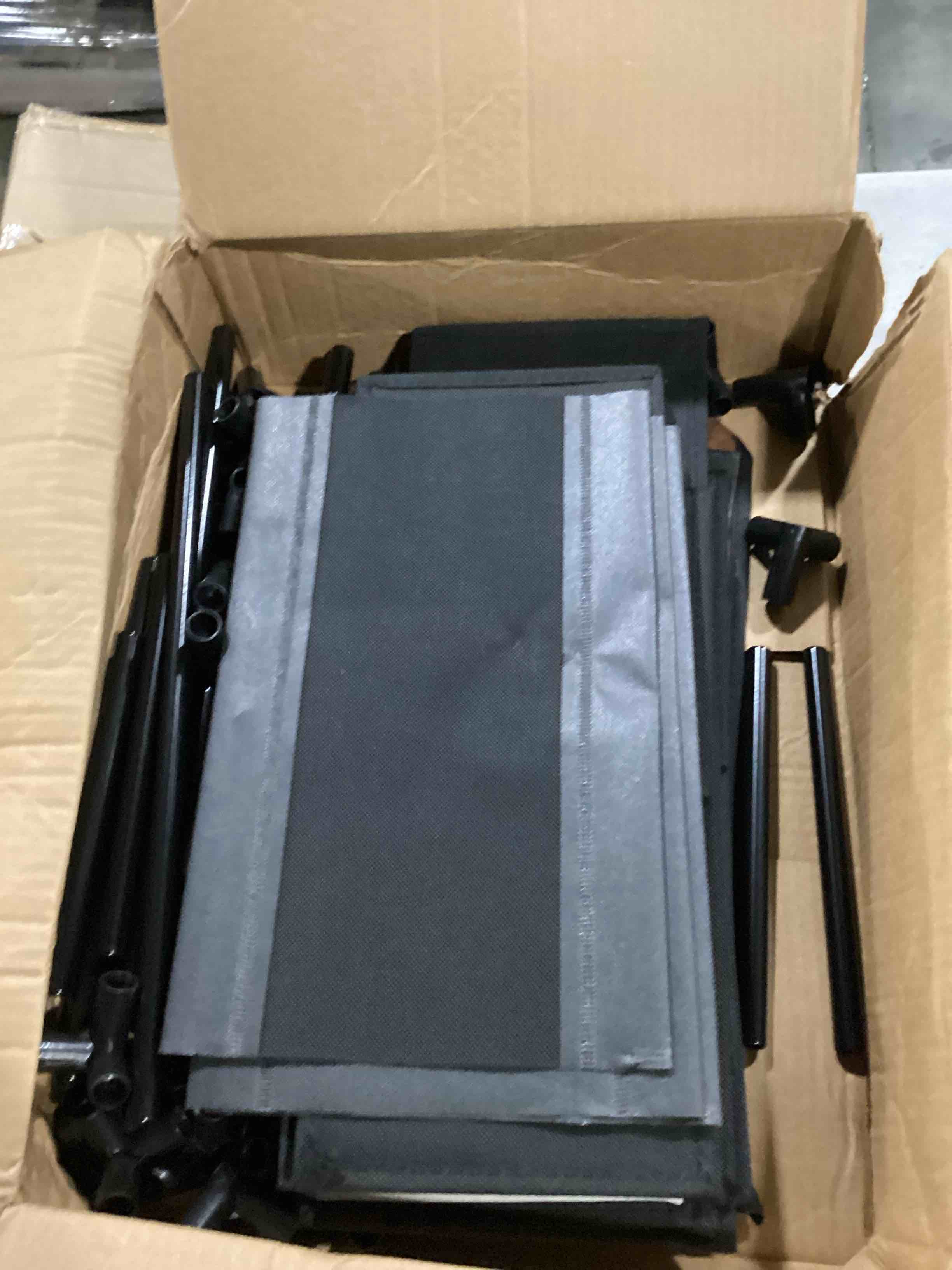 https://s3.amazonaws.com/lotting-images-prod/bidfta/BLU5762899_1715082801771.jpeg