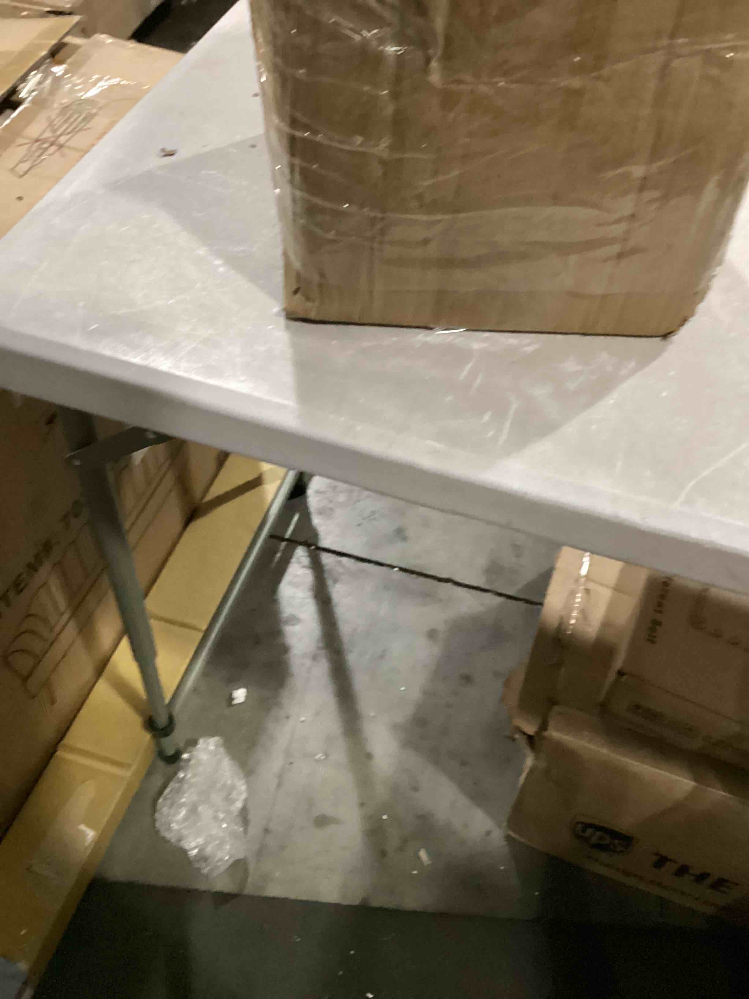 https://s3.amazonaws.com/lotting-images-prod/bidfta/BLU5763065_1715256684577.jpeg
