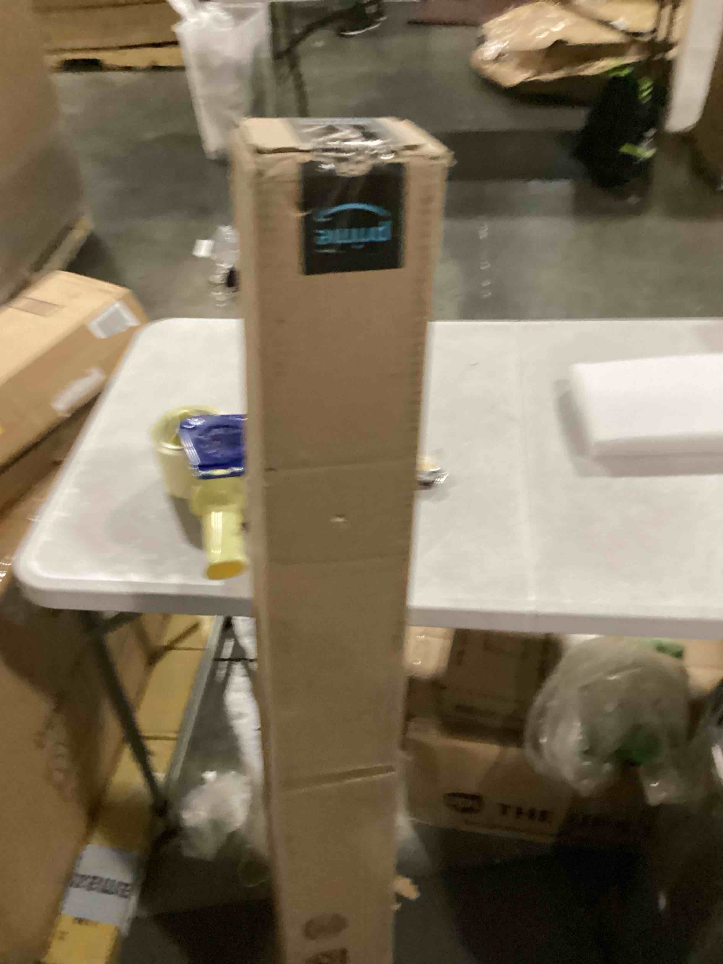 https://s3.amazonaws.com/lotting-images-prod/bidfta/BLU5763082_1715259410793.jpeg
