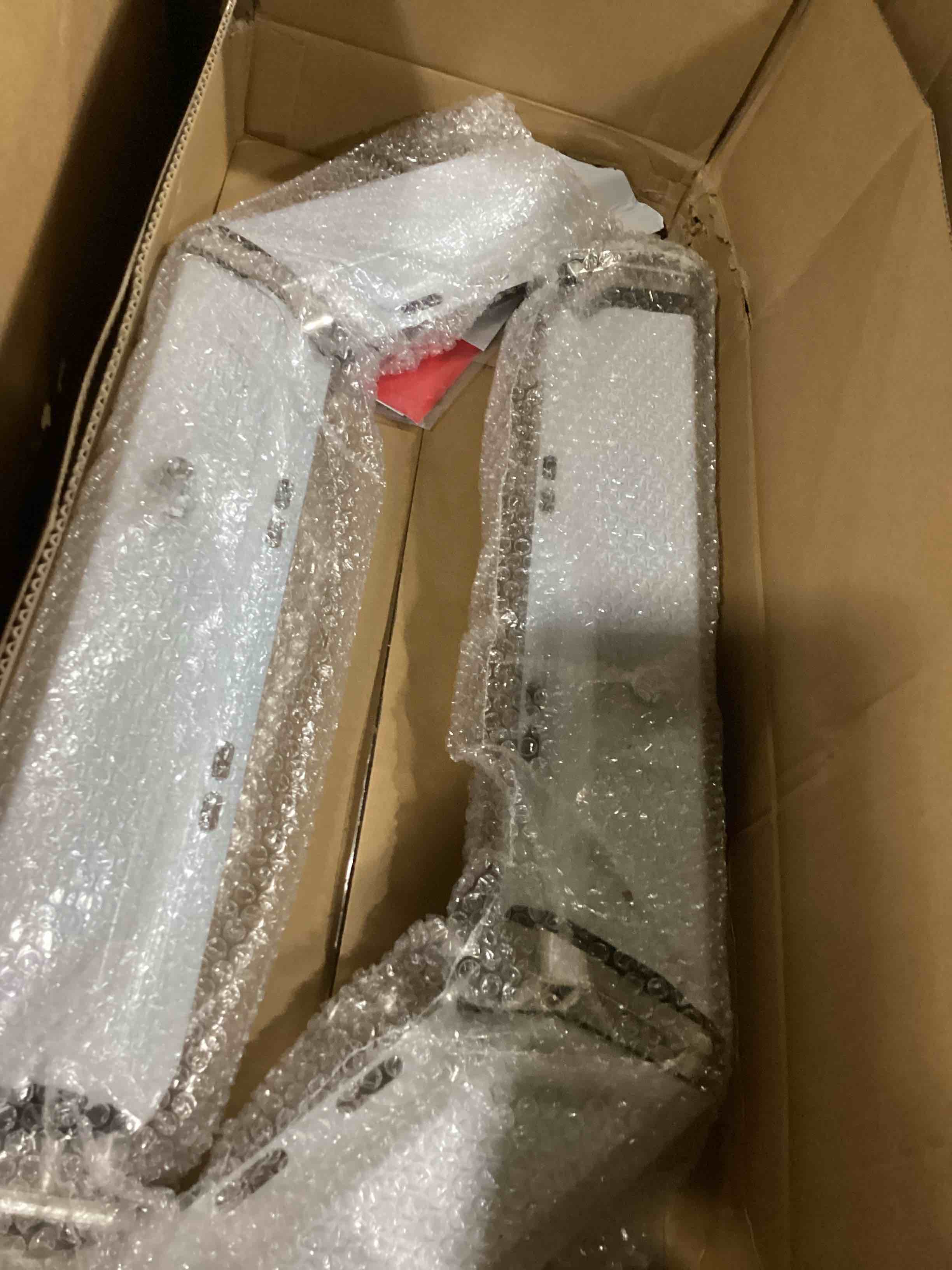 https://s3.amazonaws.com/lotting-images-prod/bidfta/BLU5763317_1715604790863.jpeg