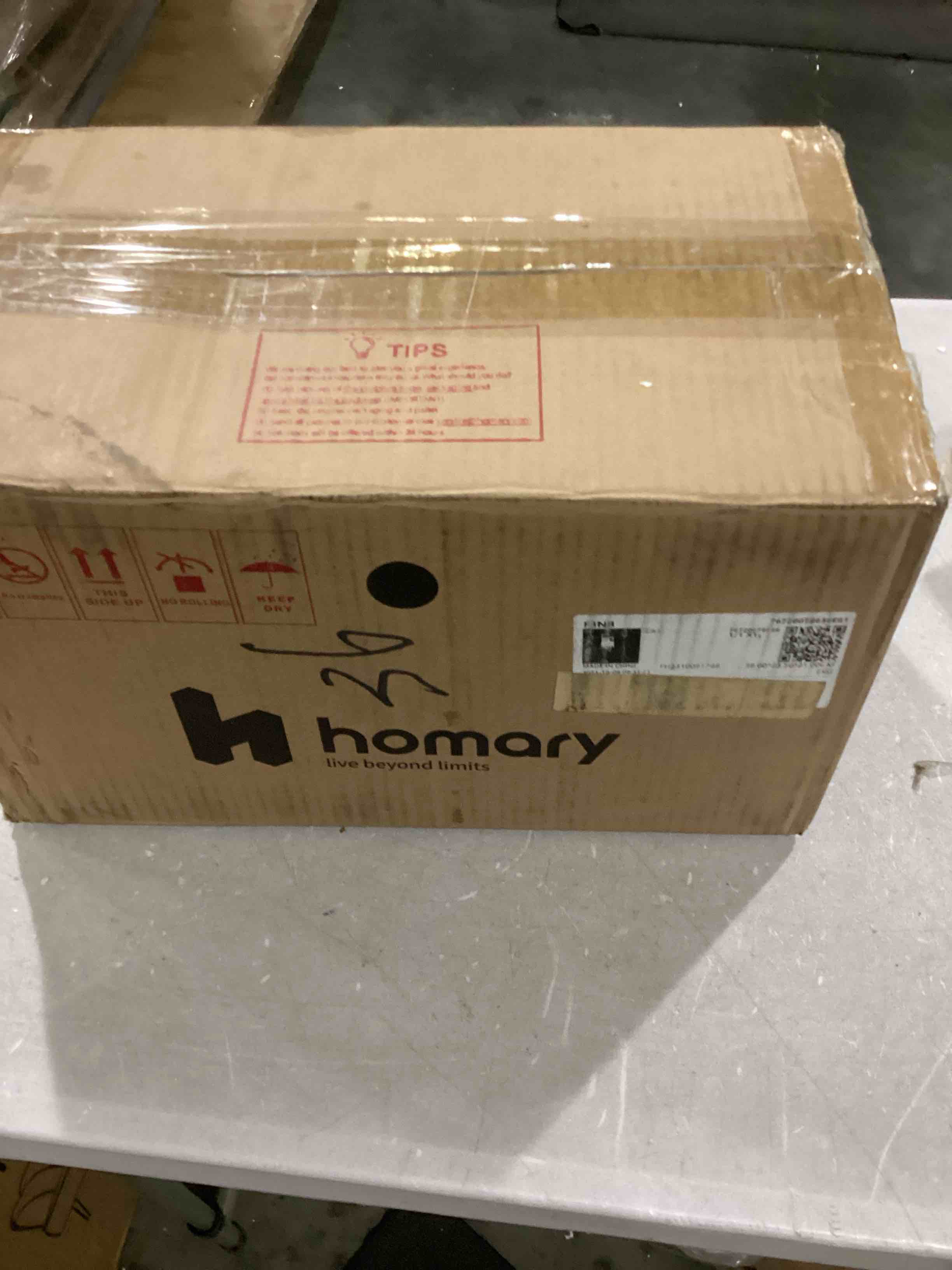 https://s3.amazonaws.com/lotting-images-prod/bidfta/BLU5763389_1715693434569.jpeg