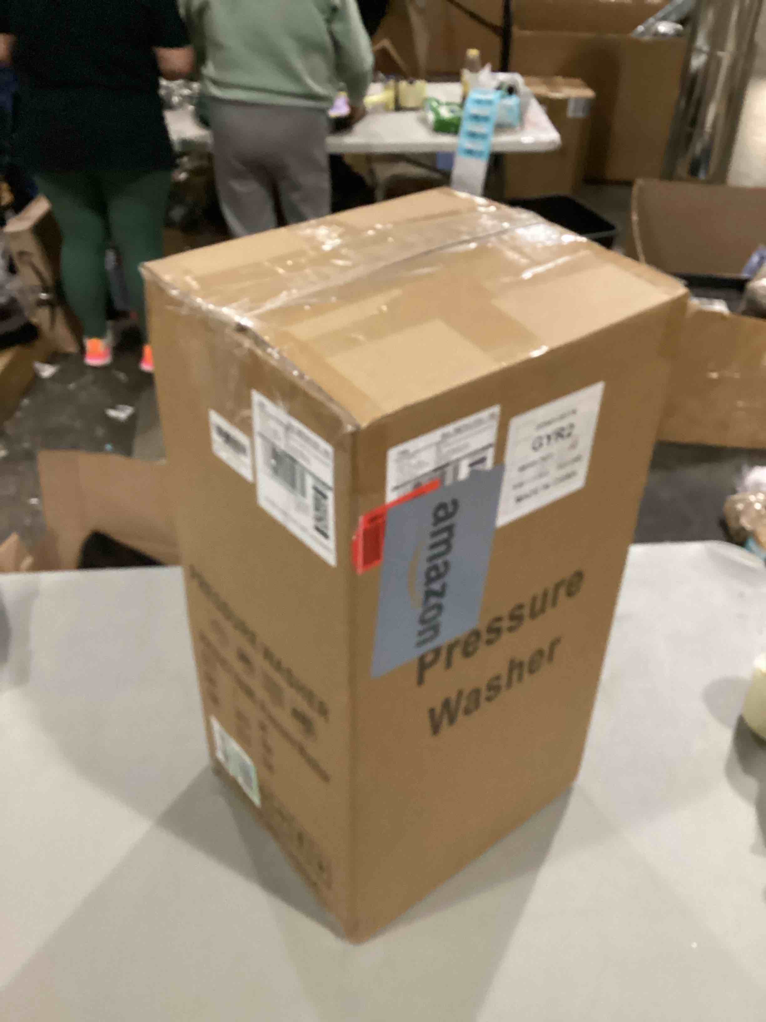 https://s3.amazonaws.com/lotting-images-prod/bidfta/BLU5764464_1715021406756.jpeg