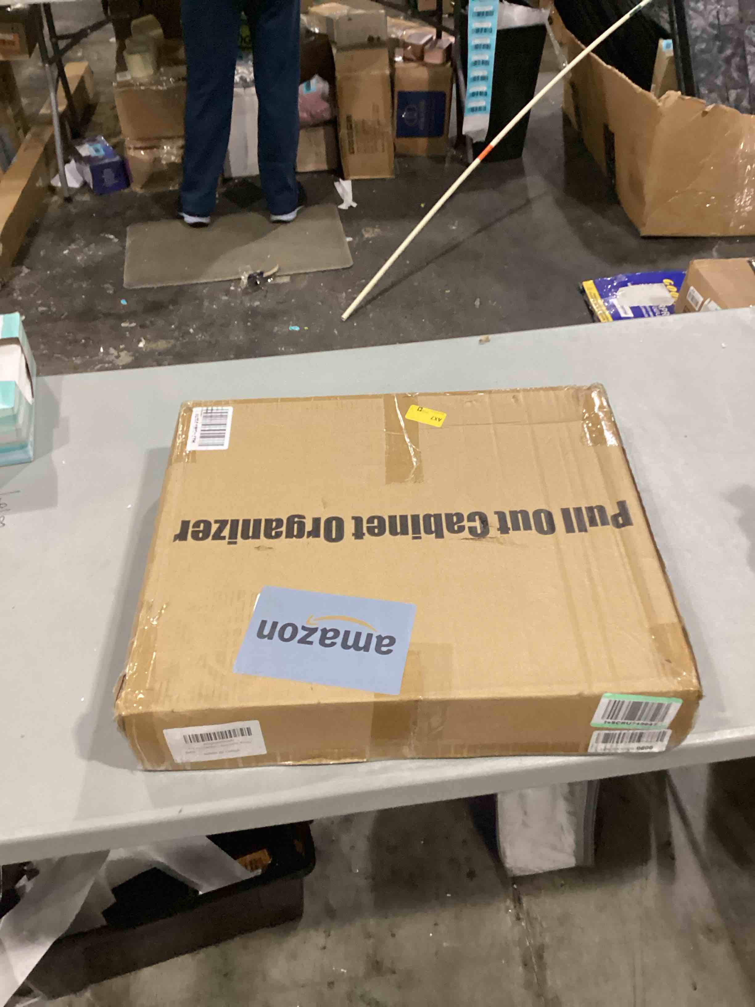 https://s3.amazonaws.com/lotting-images-prod/bidfta/BLU5764581_1715167123168.jpeg